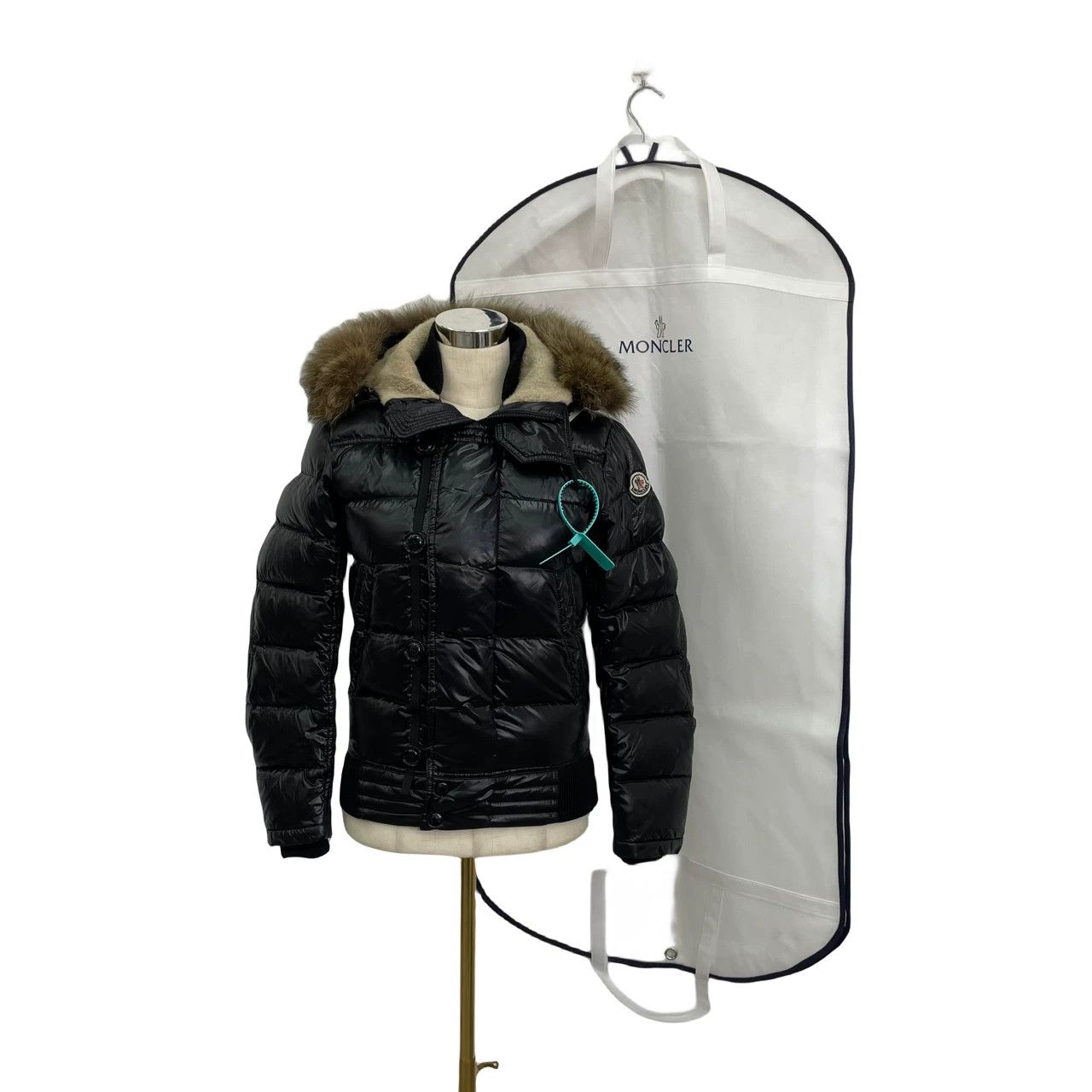 Moncler Moncler Black Down Jacket Size XS / US 0-2 / IT 36-38 - 1 Thumbnail