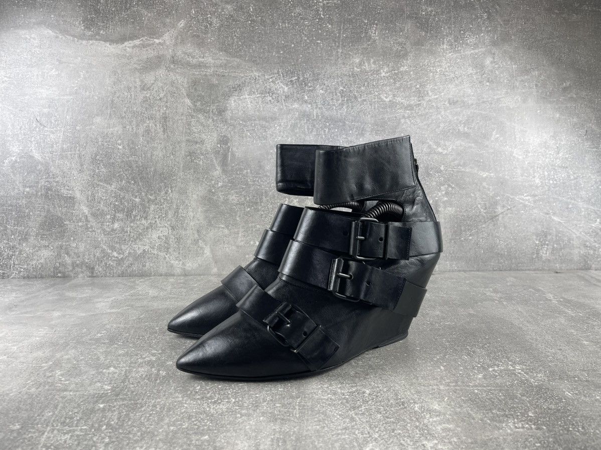 Other EL Avant Garde Leather Gothic Buckle Black Wedge Ankle Boots Size US 9 / IT 39 - 1 Thumbnail
