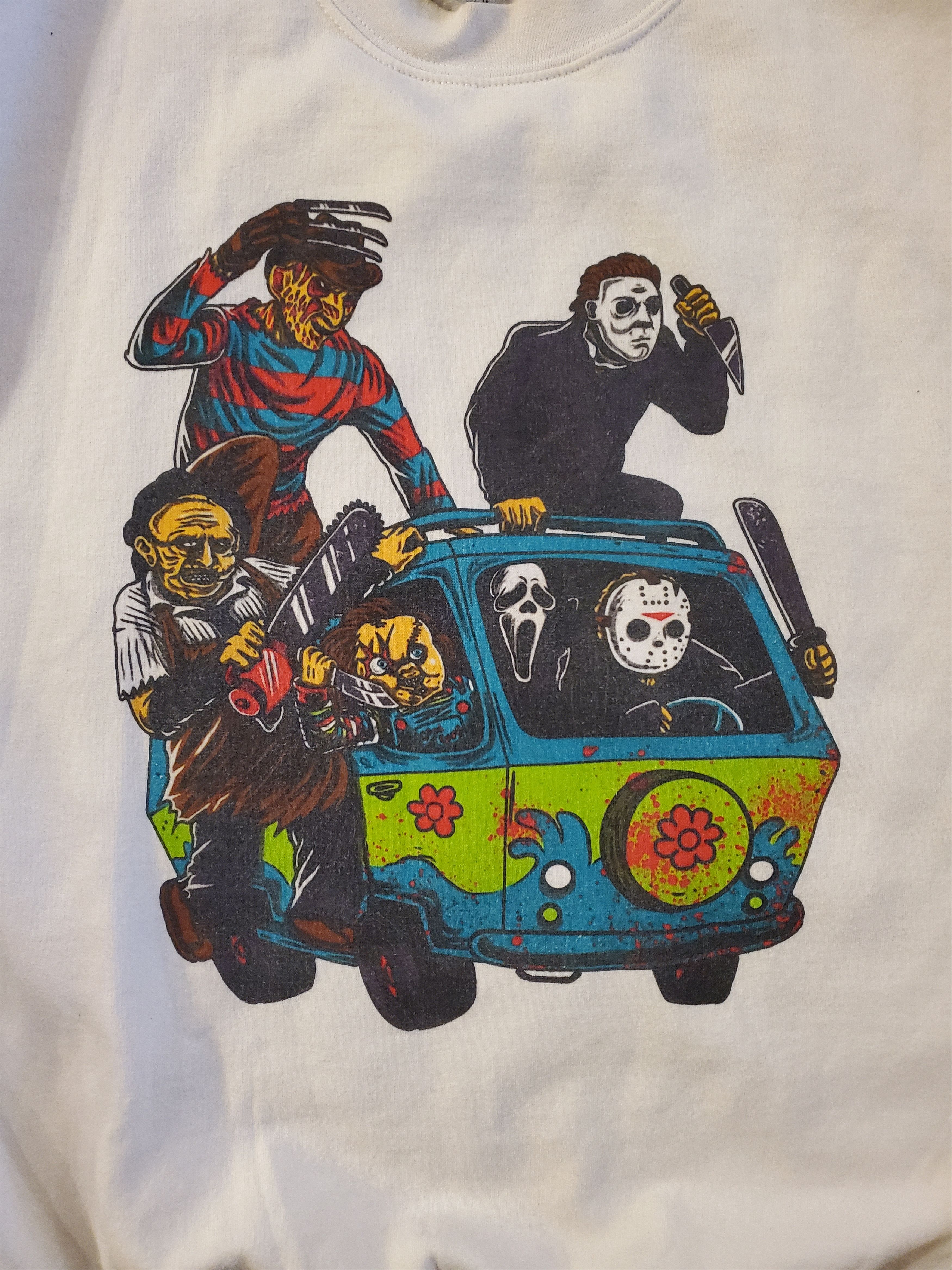 Gildan Horror Unisex White Gildan Crewneck Sweatshirt (size L) Size US L / EU 52-54 / 3 - 1 Thumbnail