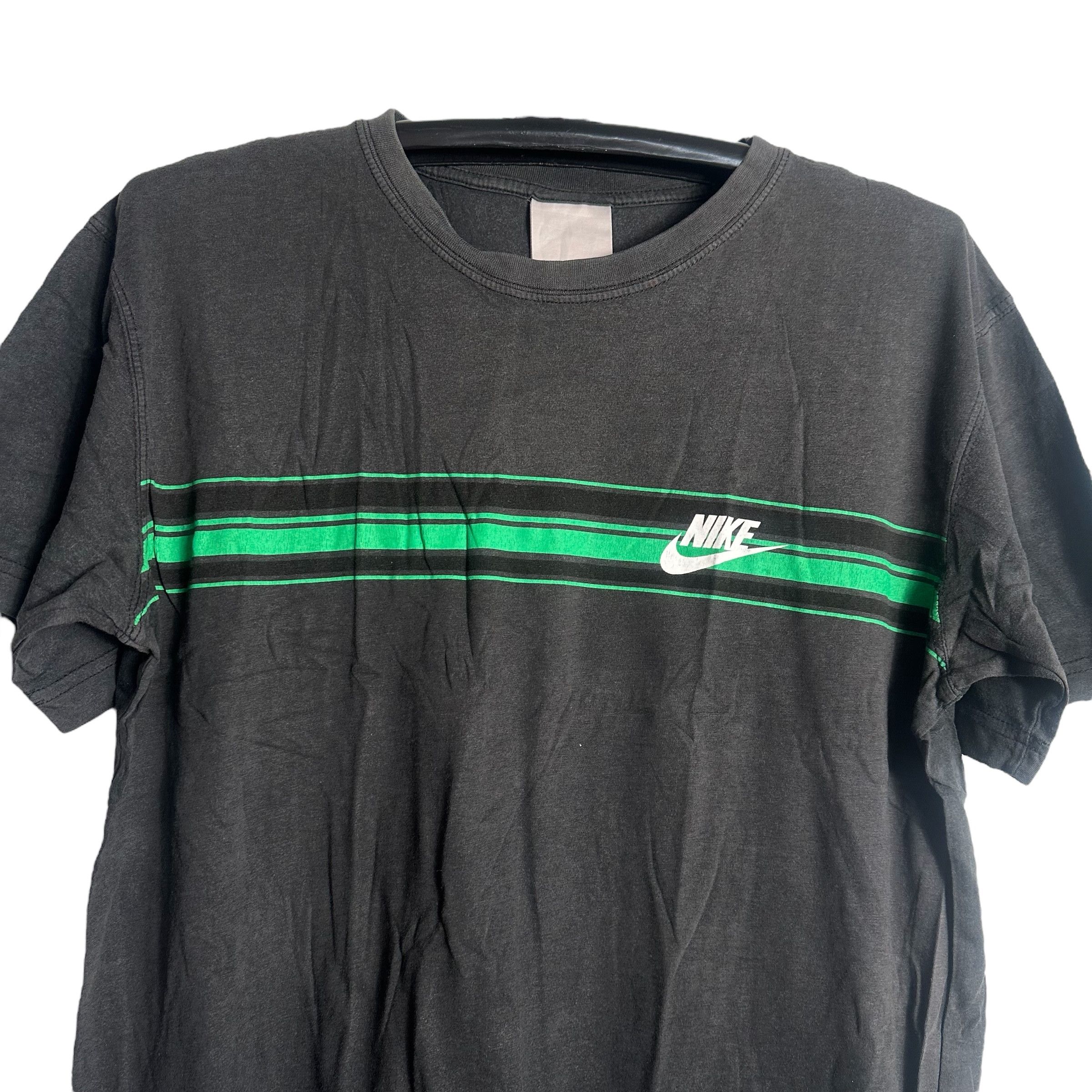 Nike 🔥RARE🔥Vintage Nike Swoosh Small Logo Stripes T-shirt Size US M / EU 48-50 / 2 - 2 Thumbnail