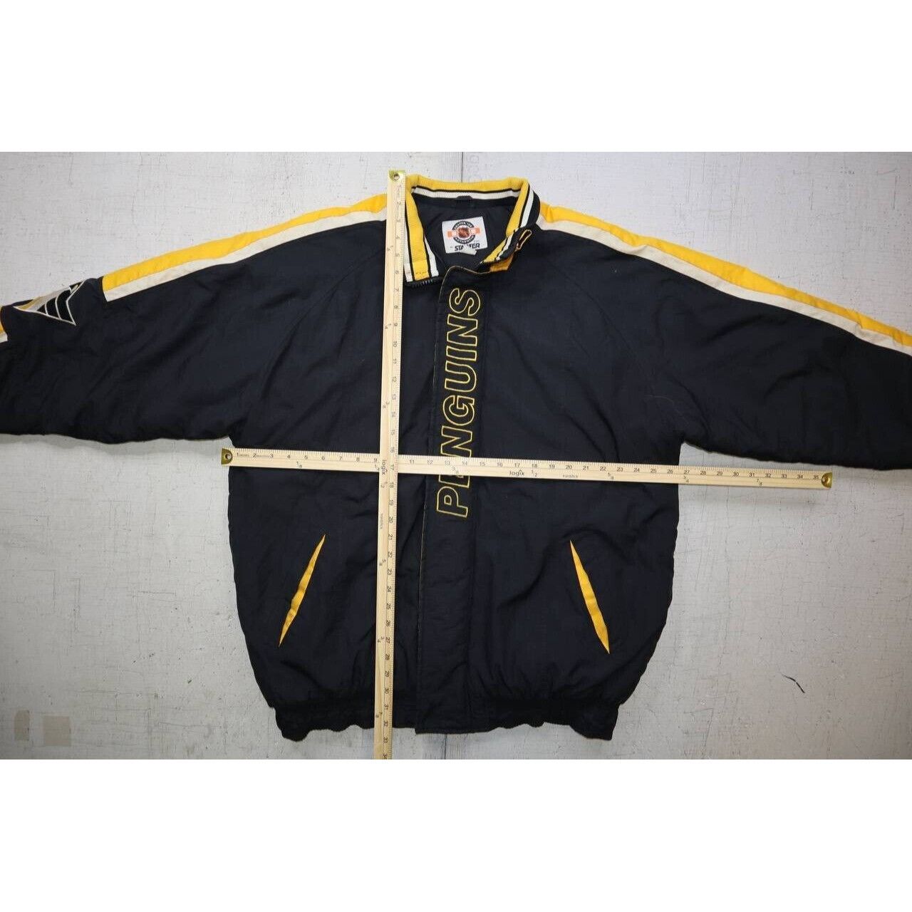 Starter Vintage 90s Pittsburgh Penguins Insulated Starter XL Size US XL / EU 56 / 4 - 6 Thumbnail