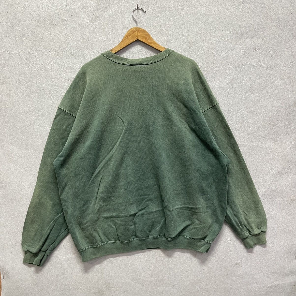 Nike Vintage Nike USA Made Swoosh Embroidered Sweatshirt XL Size US XL / EU 56 / 4 - 6 Thumbnail