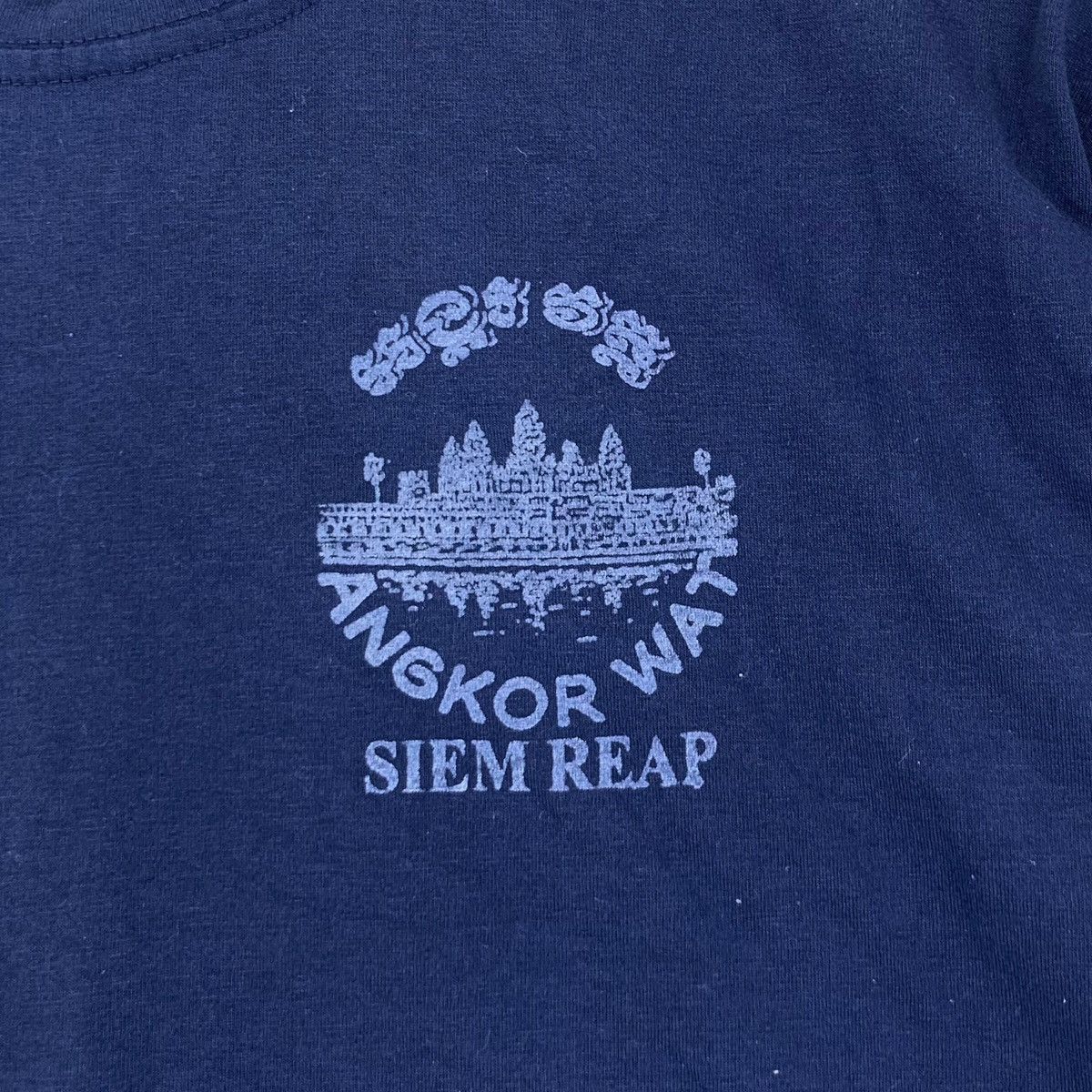 Vintage Vintage ANGKOR WAT CAMBODIA Cultural Tee Shirt Size US M / EU 48-50 / 2 - 3 Thumbnail