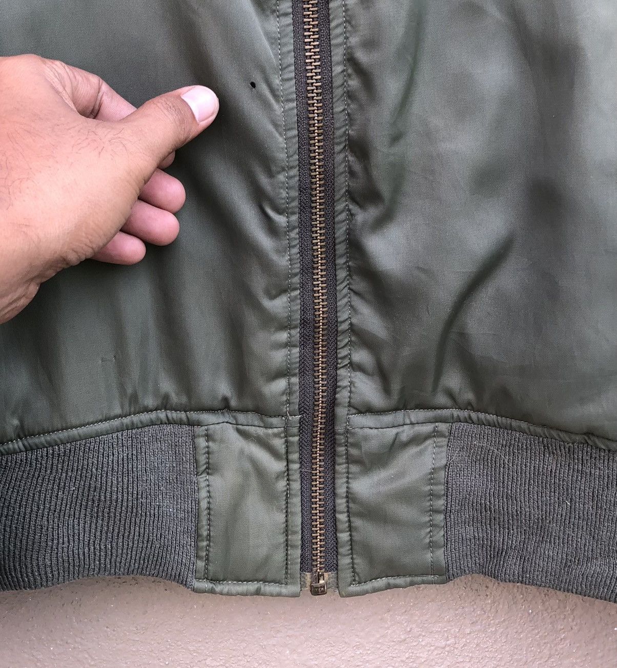 Vintage Vintage Air Force Intermedjate Ma-1 Bomber Jacket Size US L / EU 52-54 / 3 - 7 Thumbnail