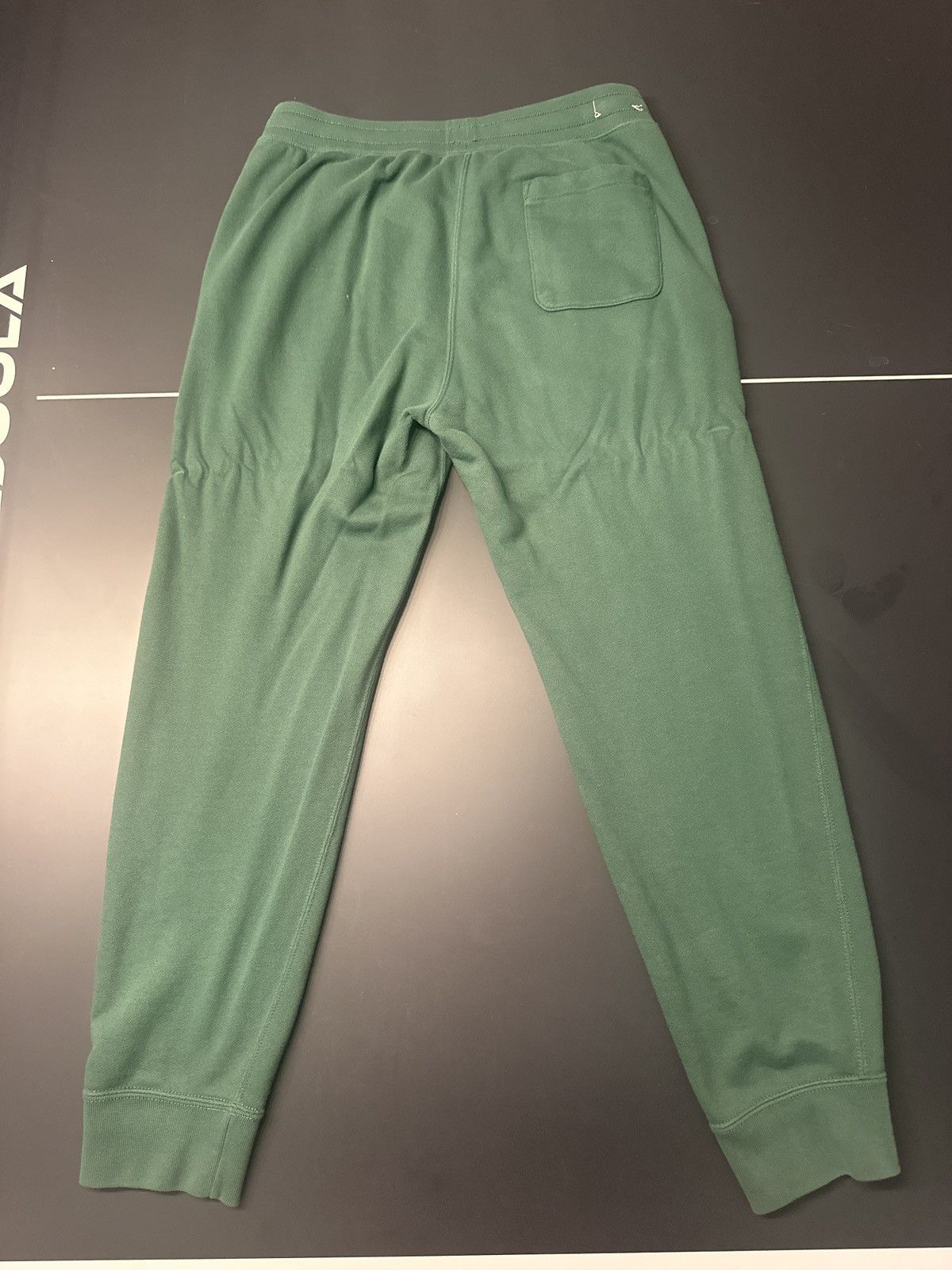 Uniqlo Uniqlo Sweatpants Size US 34 / EU 50 - 2 Thumbnail