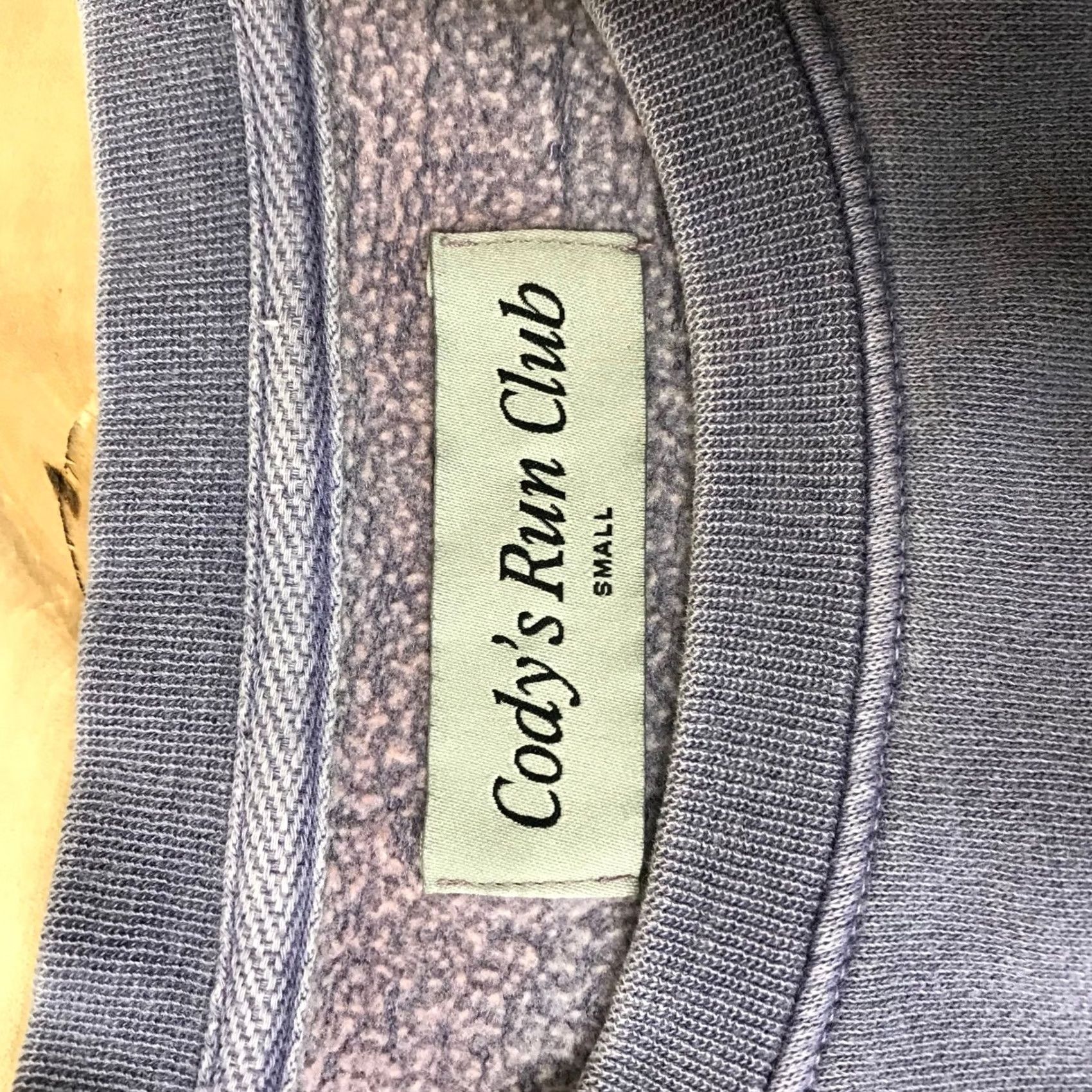 Vintage Cody's Run Club Purple Crewneck Sweatshirt Graphic Print Size XS Size XS / US 0-2 / IT 36-38 - 7 Thumbnail