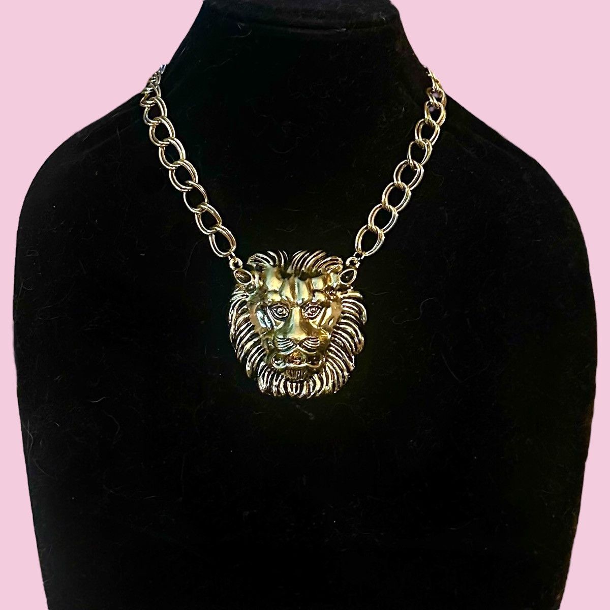 Other Chunky gold tone lion head necklace Size ONE SIZE - 1 Thumbnail