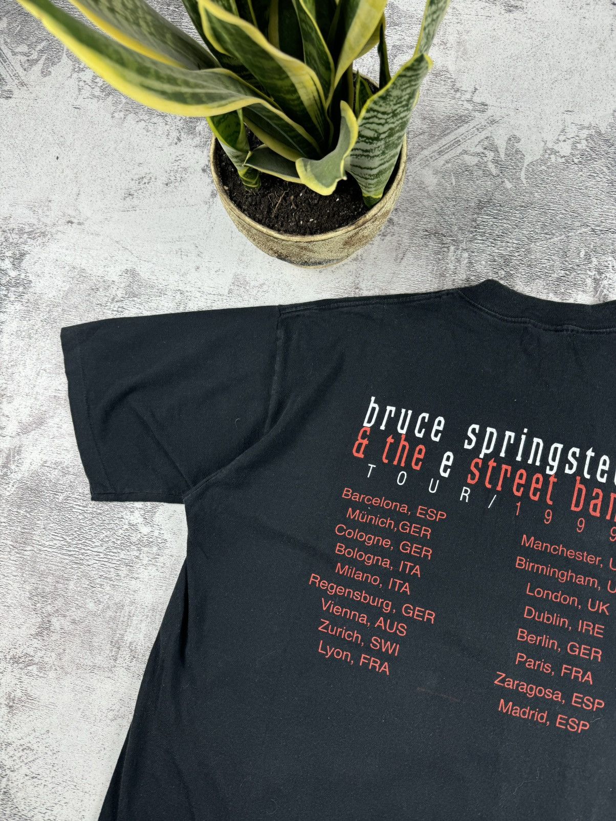 Band Tees 90S Bruce Springsteen 1999 Black Merch Faded Rock T Shirt Tee Size US XL / EU 56 / 4 - 13 Thumbnail