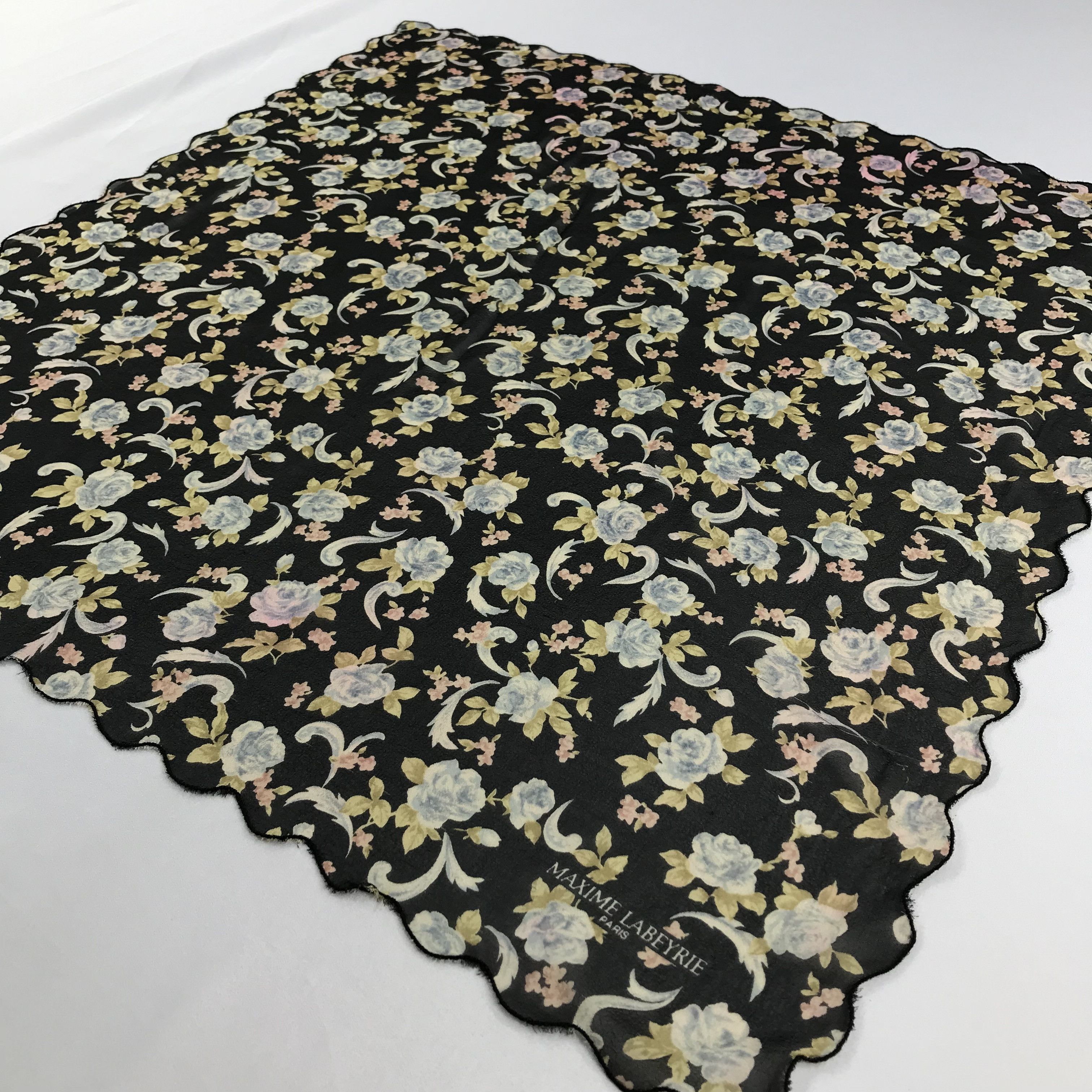 Vintage Maxime Labeyrie Bandana / Handkerchief / Neckerchief - S2061 Size ONE SIZE - 2 Thumbnail