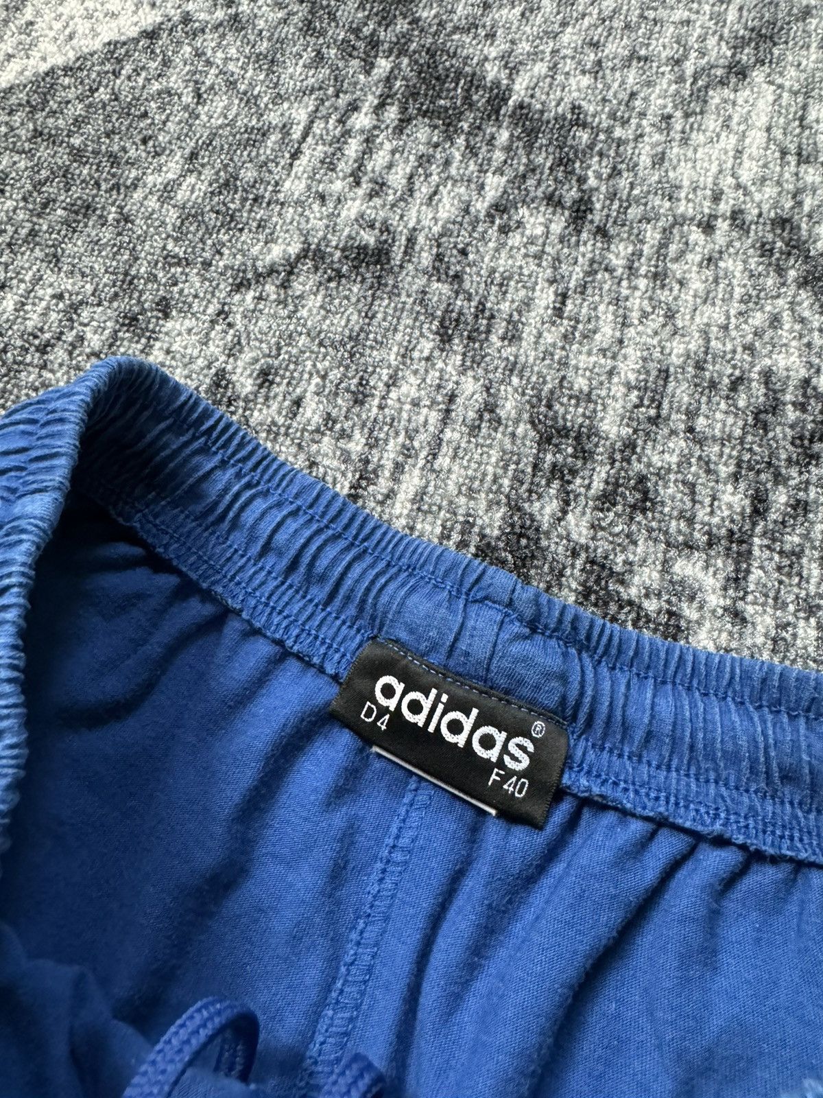 Adidas Vintage Adidas Shorts Rare Blue Y2K STYLE SUMMER 90s Street Size US 32 / EU 48 - 4 Thumbnail