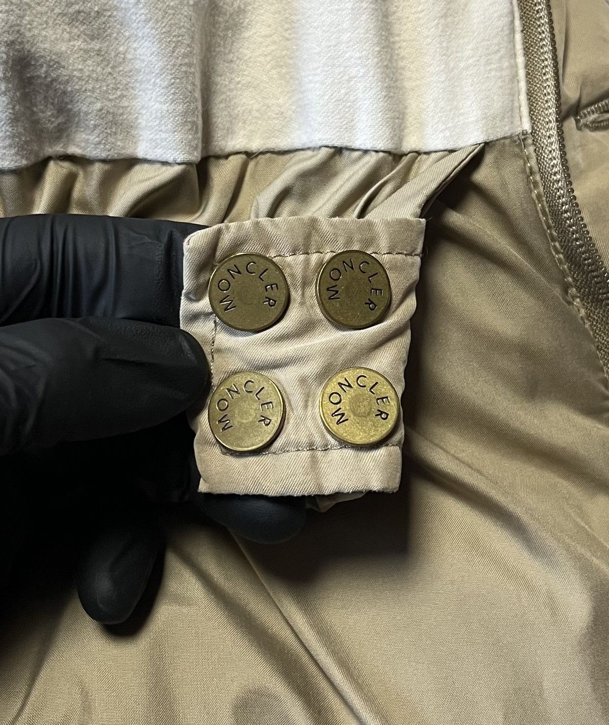 Moncler Vintage Moncler Down Puffer Jacket Beige Mens Size 6 Size US XL / EU 56 / 4 - 14 Thumbnail