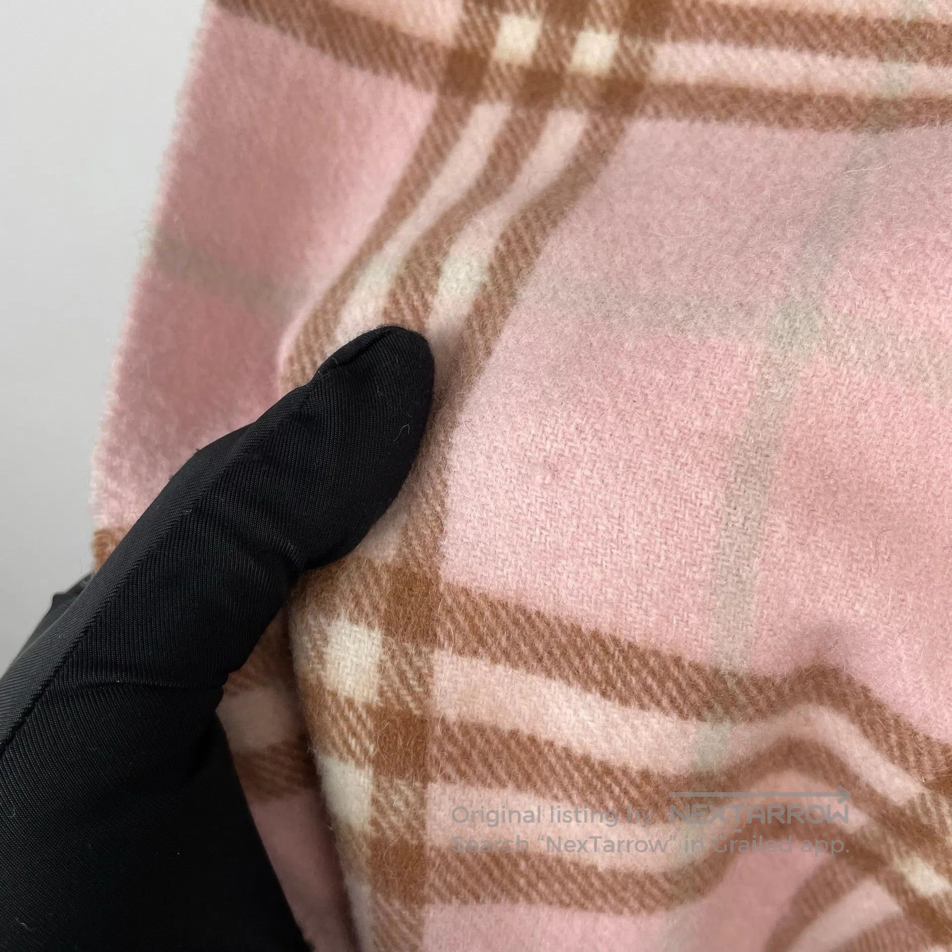 Burberry Burberry Scarf Soft Cherry Blossom Pink| Size ONE SIZE - 5 Thumbnail