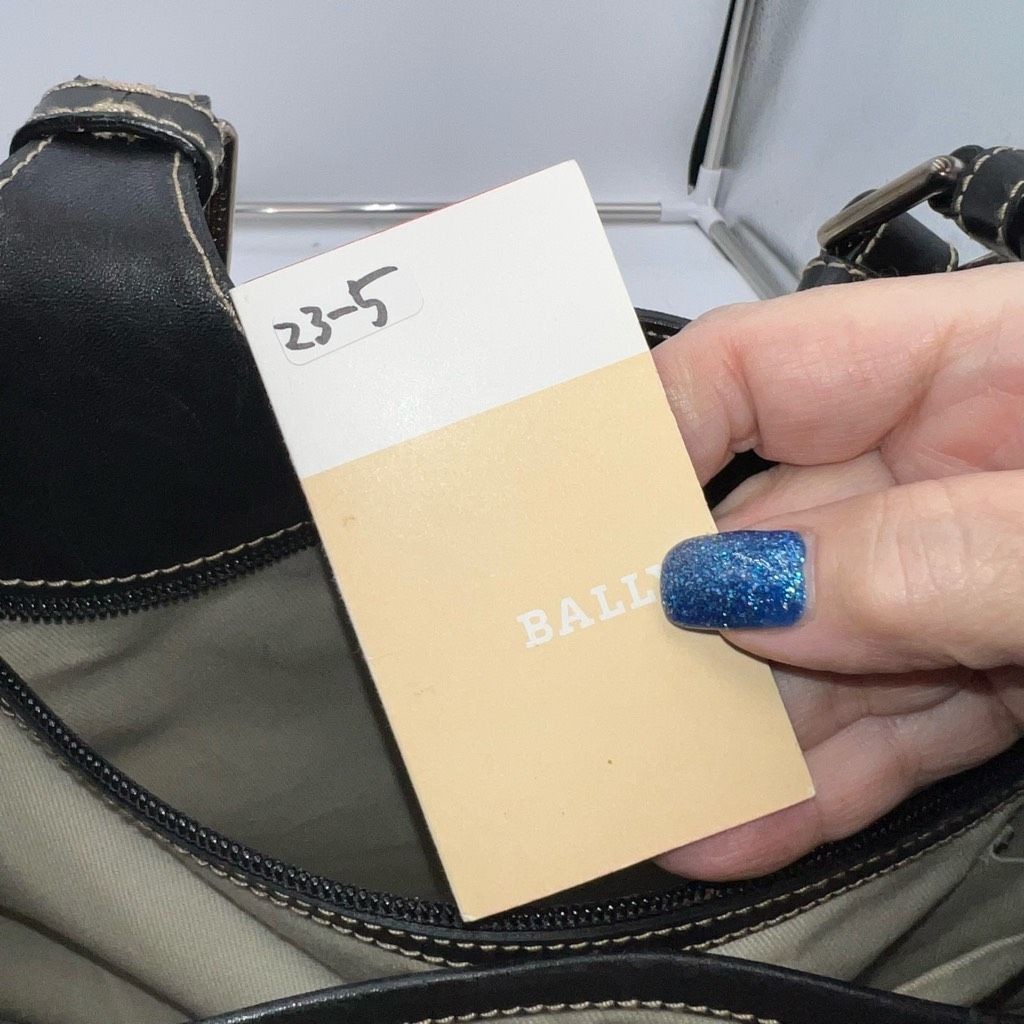 Bally Bally Saddle Leather Buckle Trim Shoulder Bag Made in Switzerland Size ONE SIZE - 13 Thumbnail