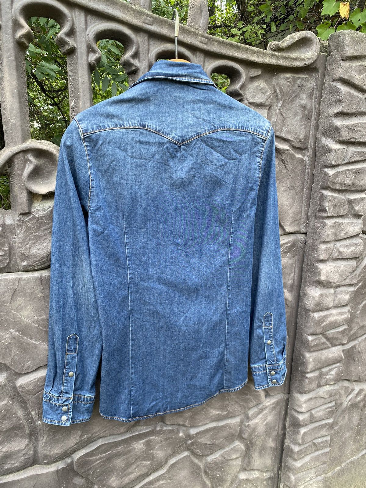Dsquared2 × Vintage DSquared2 Distressed Denim Shirt Size US S / EU 44-46 / 1 - 9 Thumbnail