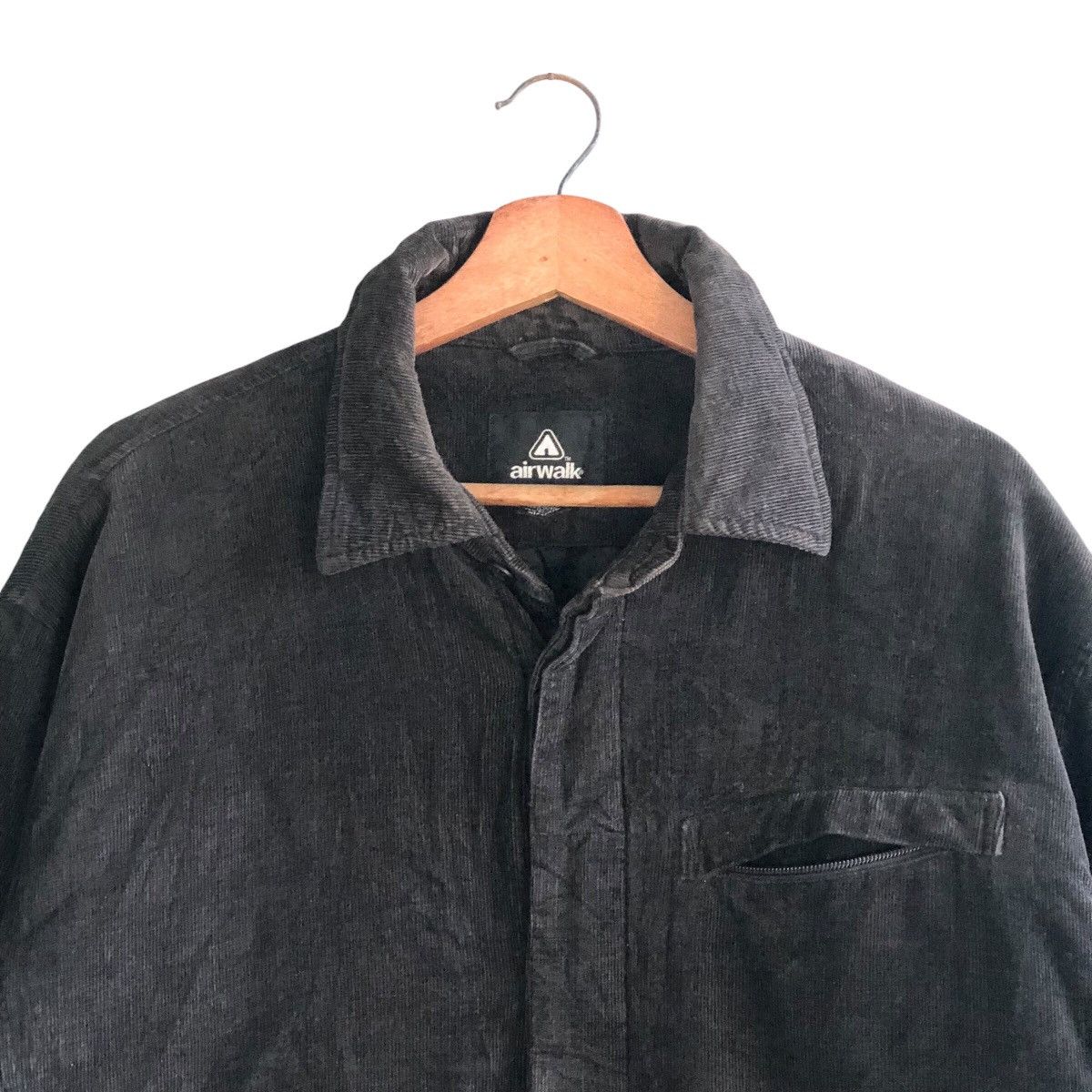 Airwalk × Vintage Airwalk Black Corduroy Vintage Jacket Size L 