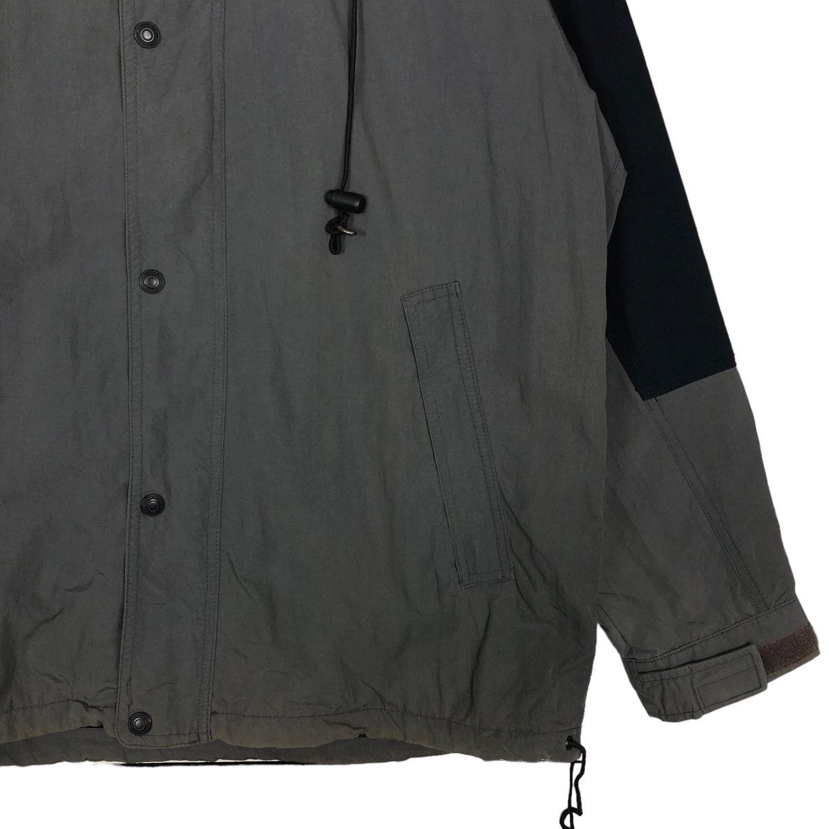 Japanese Brand 🔥Vtg Windbreaker Jacket Single Layer Lucky Strike Racing Size US L / EU 52-54 / 3 - 4 Thumbnail