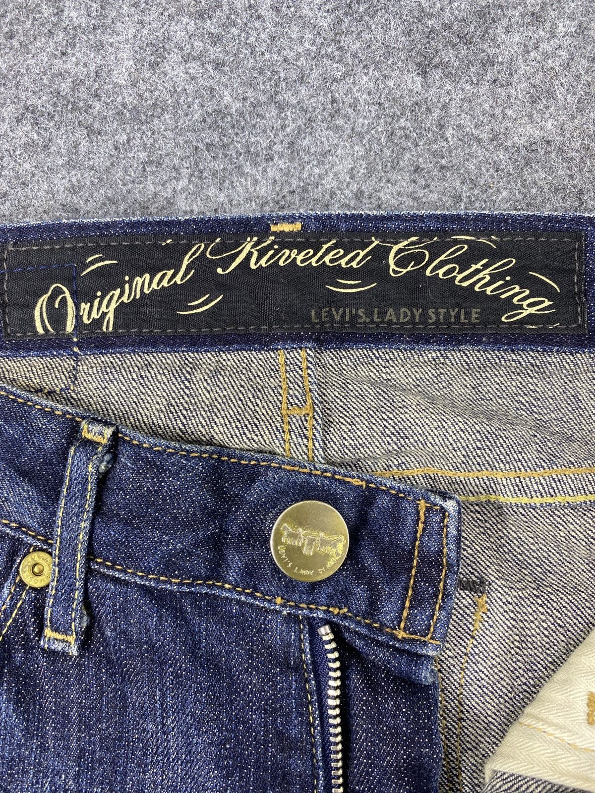 Jean × Levi's × Vintage Vintage Levis Lady Style Blue Wash Jeans - J1088 Size 28" / US 6 / IT 42 - 9 Thumbnail