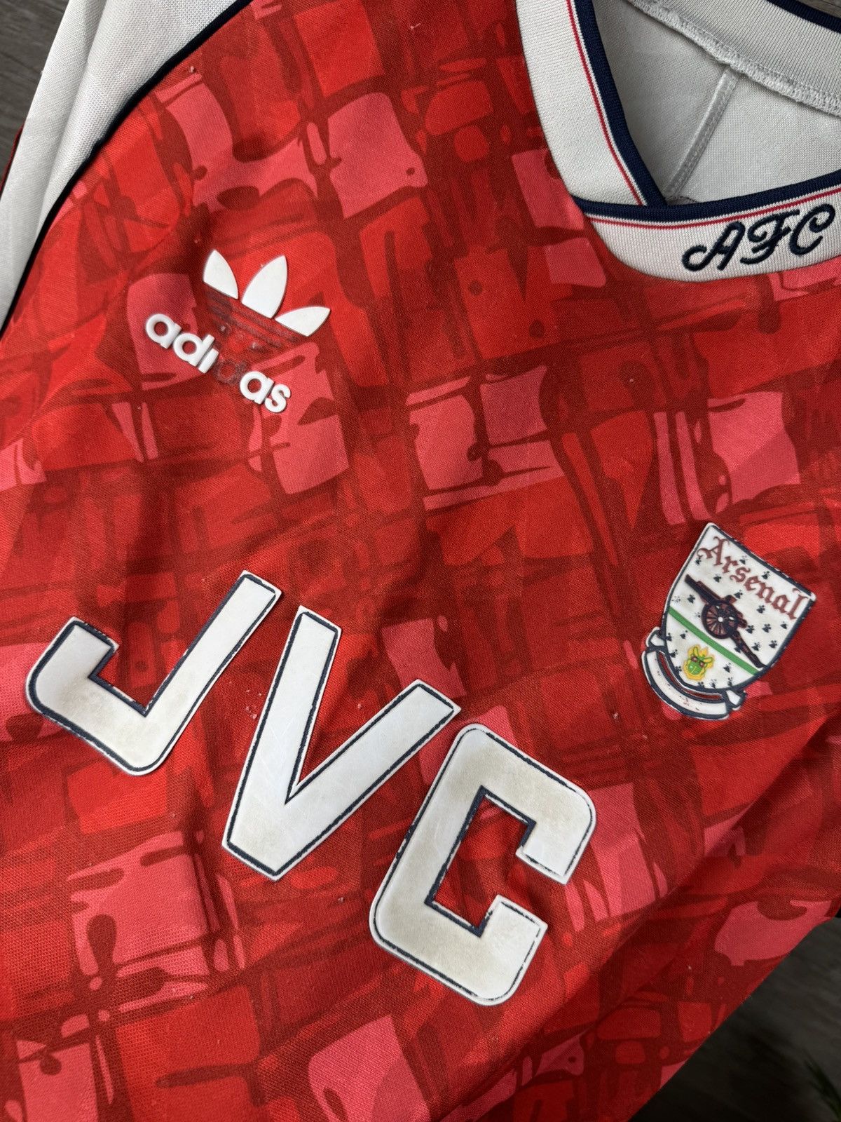 Japanese Brand Arsenal Adidas JVC Vintage Jersey Shirt Mens 1990 1991 1992 Size US L / EU 52-54 / 3 - 15 Thumbnail