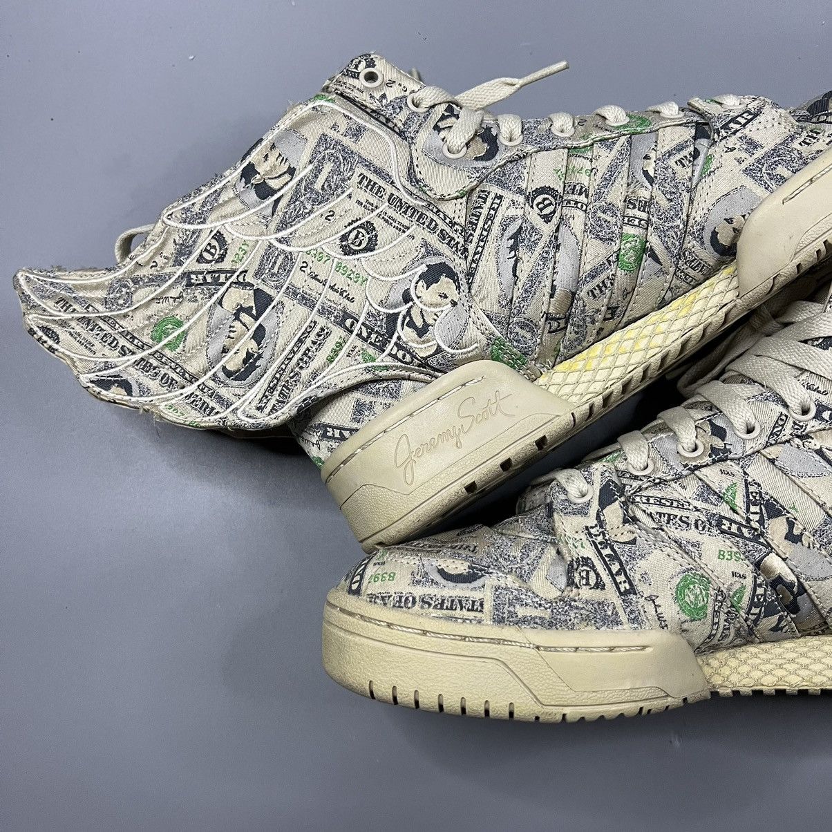 Adidas × Jeremy Scott Adidas Jeremy Scott Wings Money Hi Top Size US 9 / EU 42 - 10 Thumbnail