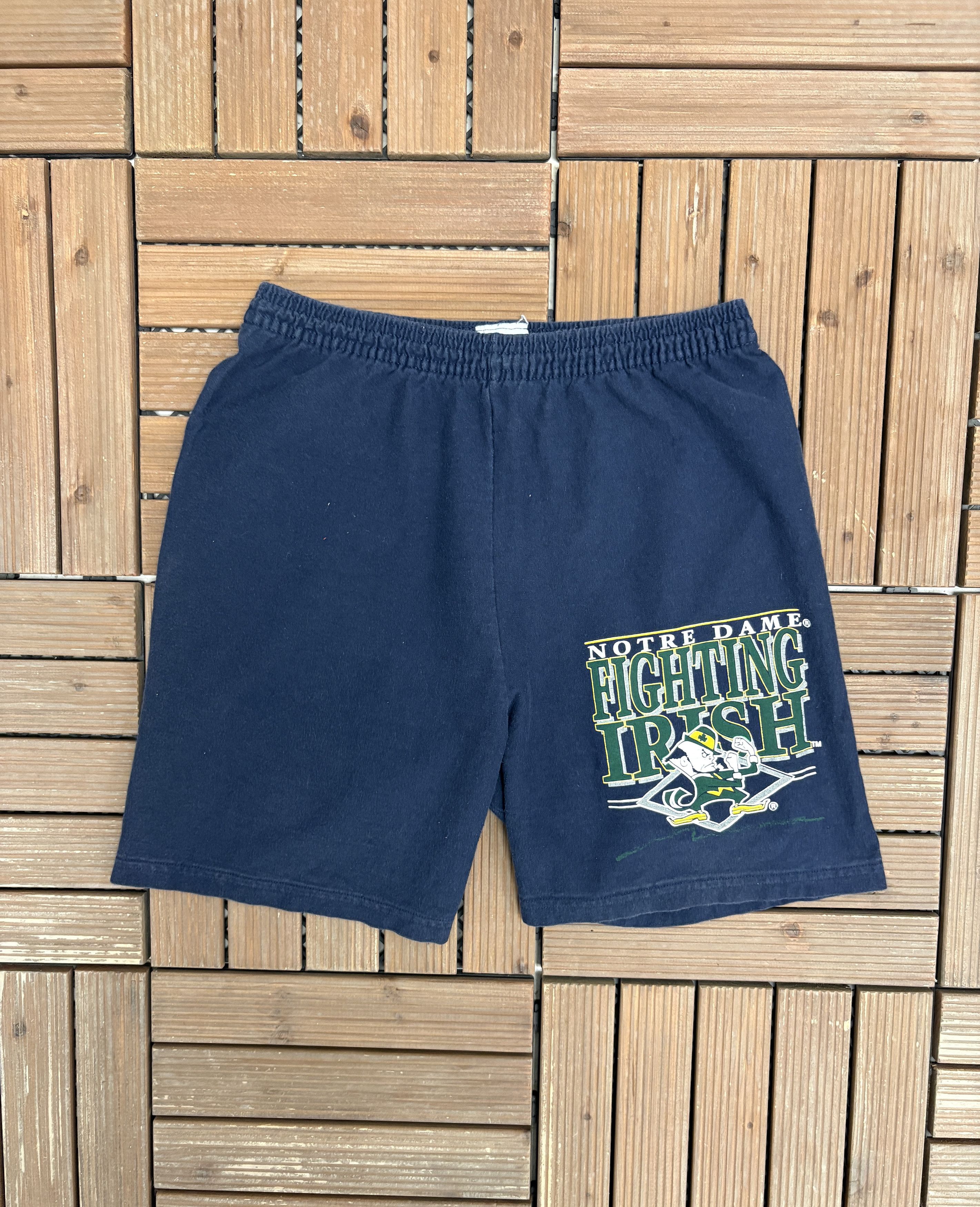 Vintage Notre Dame Fighting Irish Vintage Made in USA Sweat Shorts Size US 28 / EU 44 - 1 Thumbnail