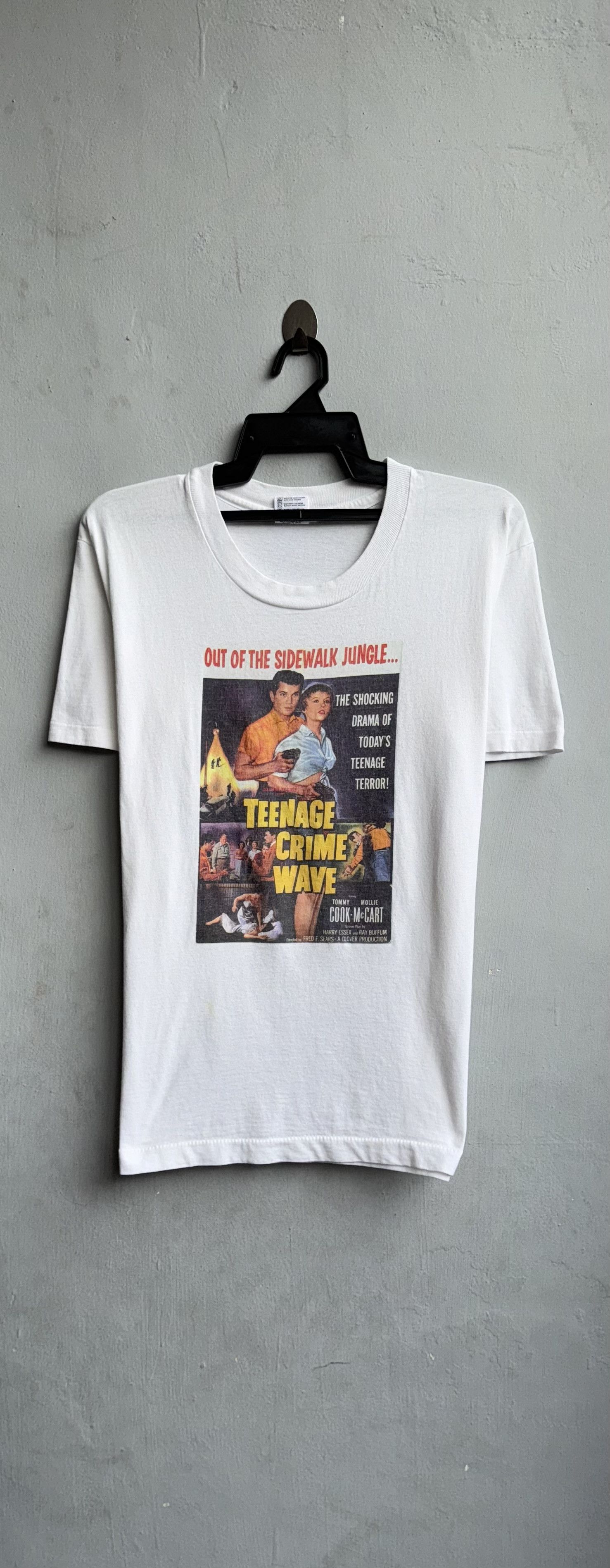 Anvil × Vintage Teen Age Crime Wave 1955's Vintage Movie Shirt Size US M / EU 48-50 / 2 - 1 Thumbnail