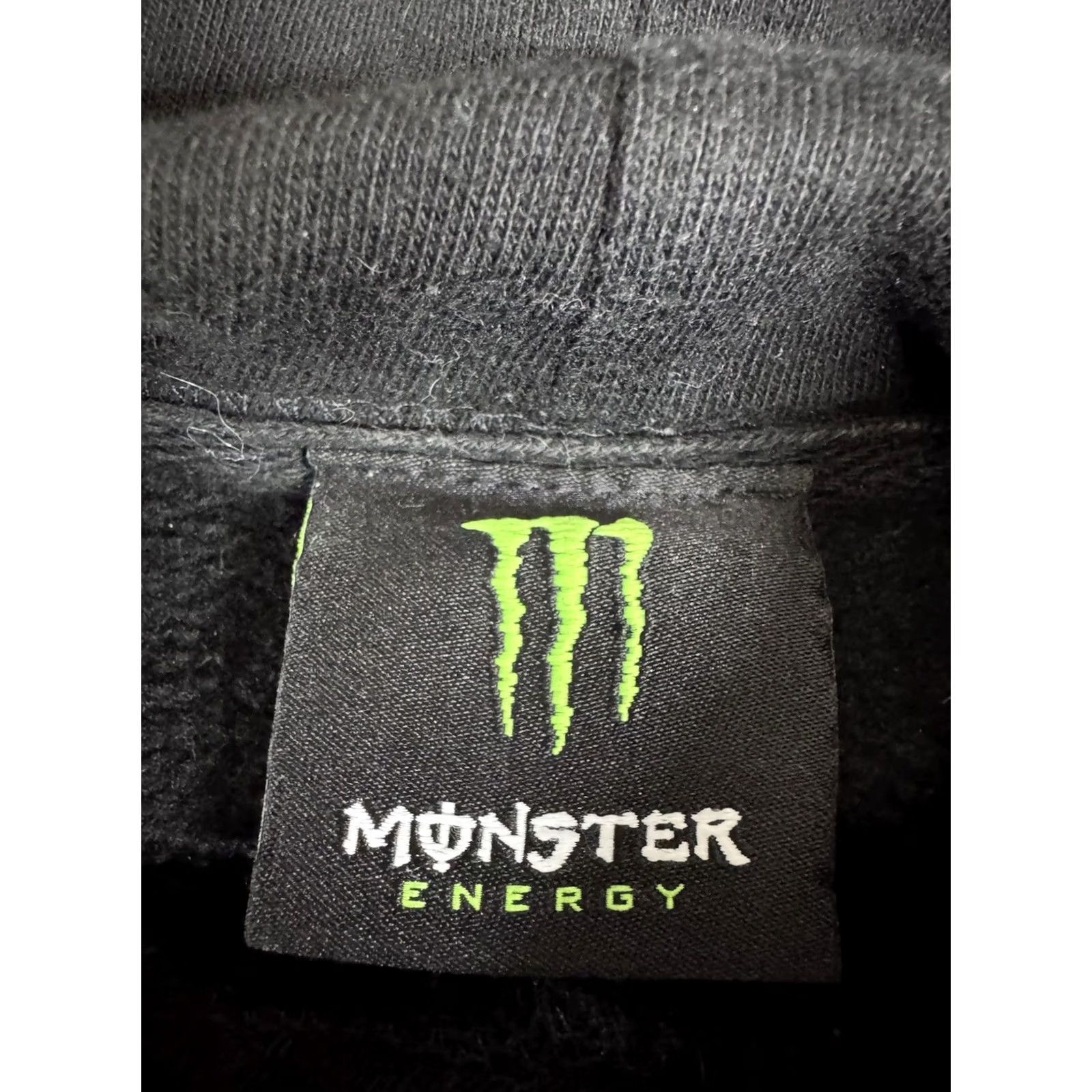Vintage VINTAGE Monster Energy Unleash The Beast Graphic Hoodie Mens XL Pullover Sweatshirt Size US XL / EU 56 / 4 - 7 Thumbnail