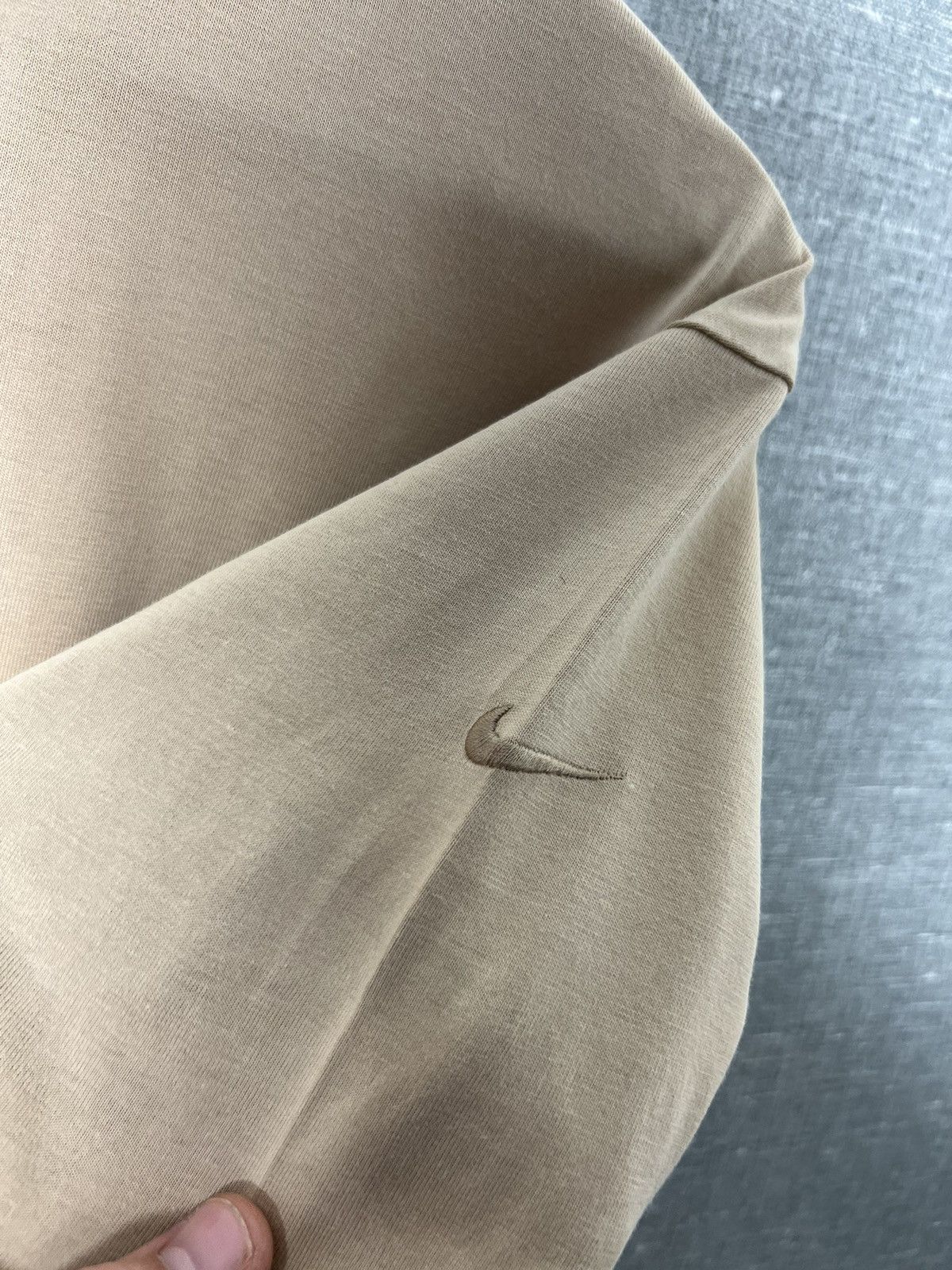 Nike Rare Vintage Nike Cortez Logo T-Shirt Size US L / EU 52-54 / 3 - 8 Thumbnail