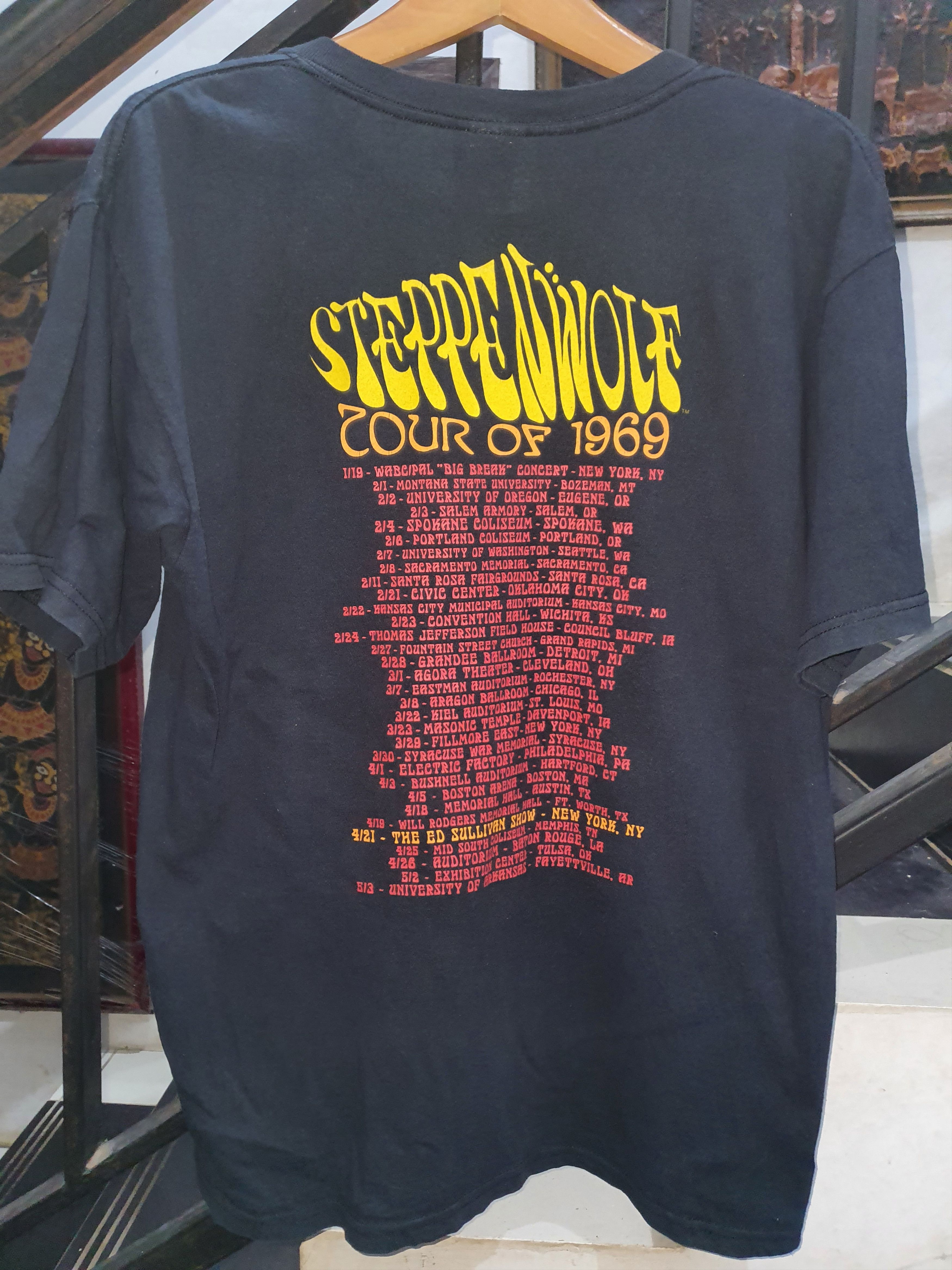 Band Tees Steppenwolf band L Size US L / EU 52-54 / 3 - 2 Thumbnail