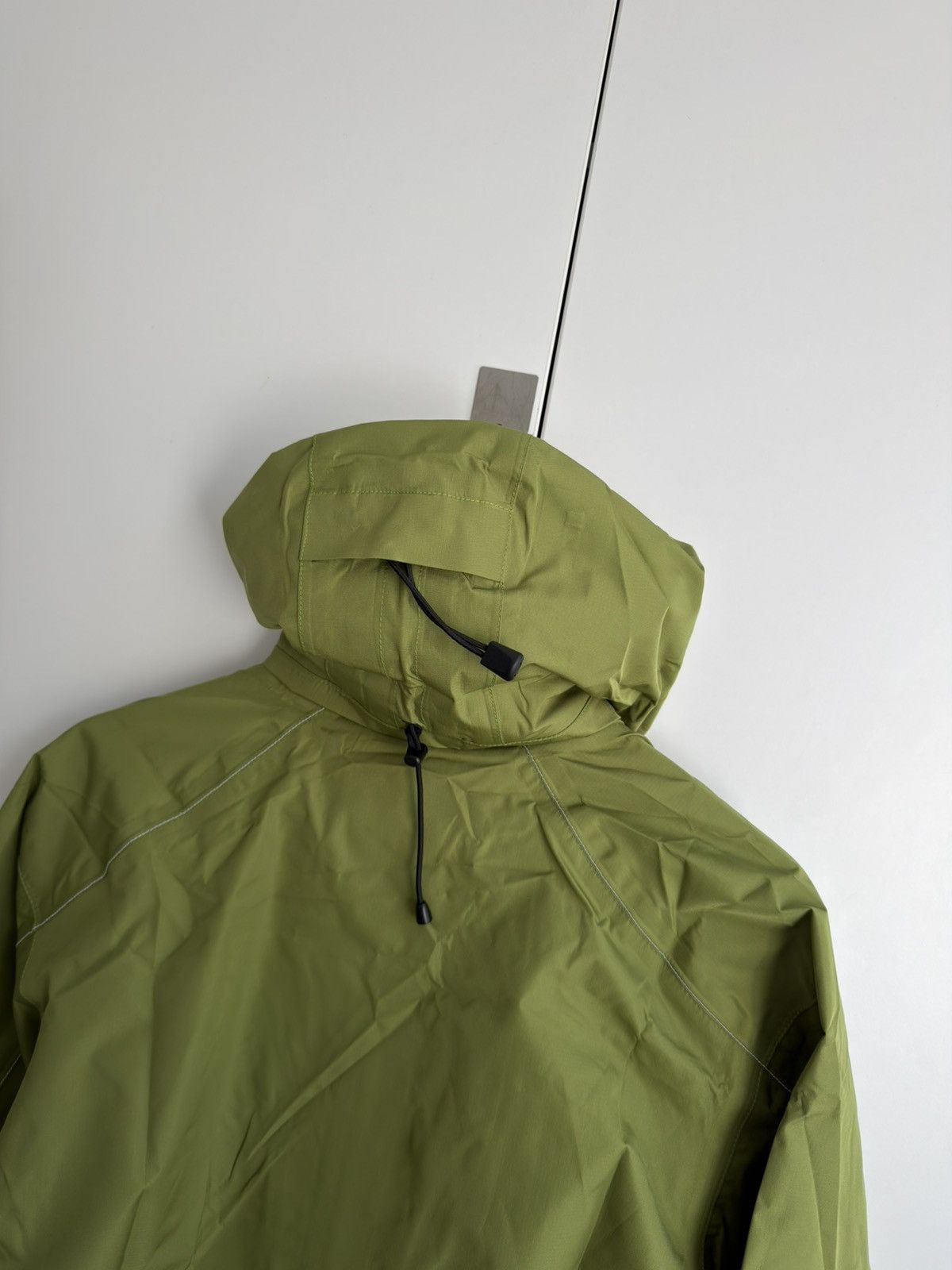 And Wander And Wander Pertex Hooded Jacket Olive Green Technical Shell Size US L / EU 52-54 / 3 - 17 Thumbnail