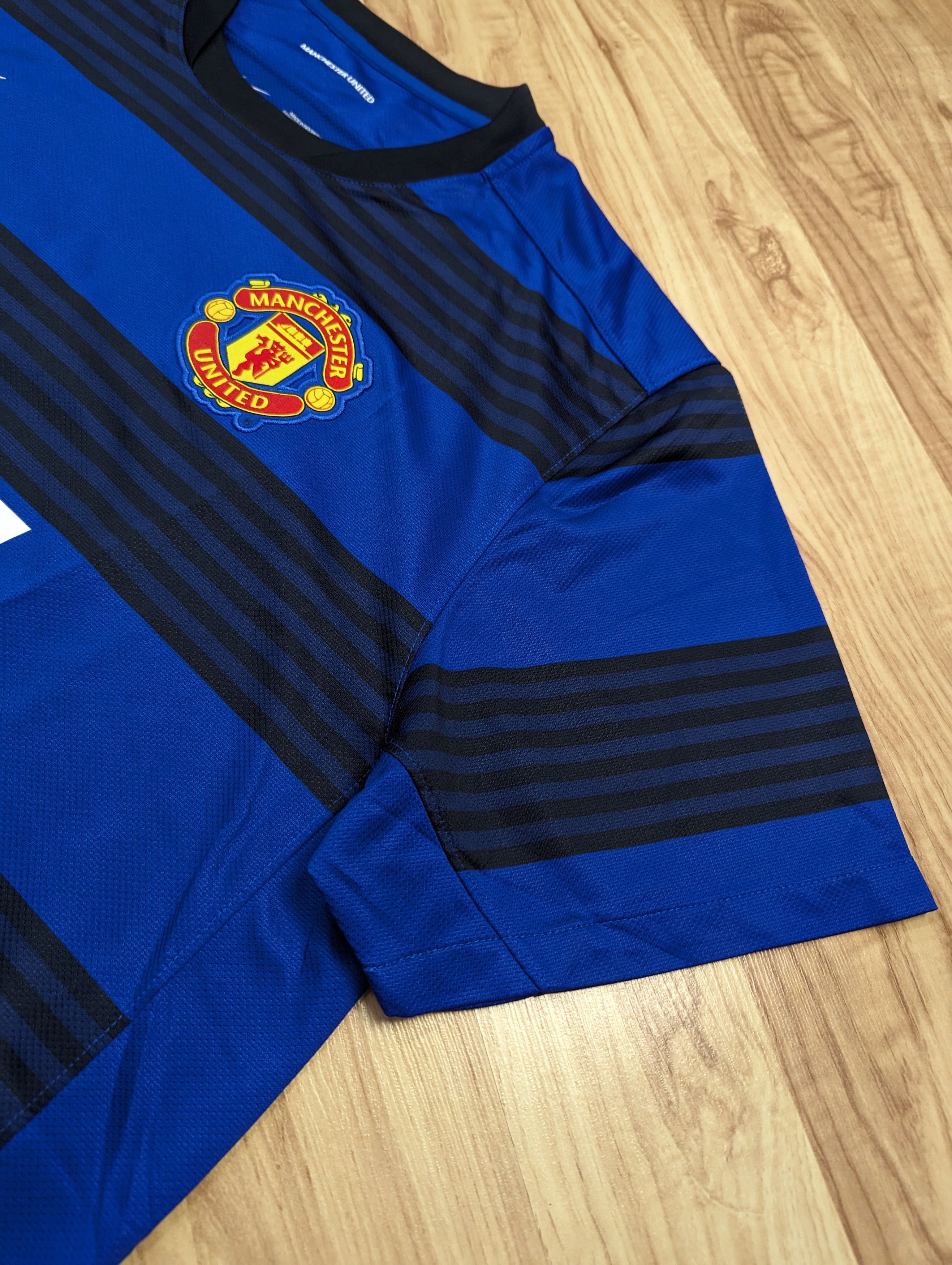 Nike MANCHESTER UNITED NIKE 2011/2012 FOOTBALL JERSEY CHAMPIONS Size US XXL / EU 58 / 5 - 5 Thumbnail