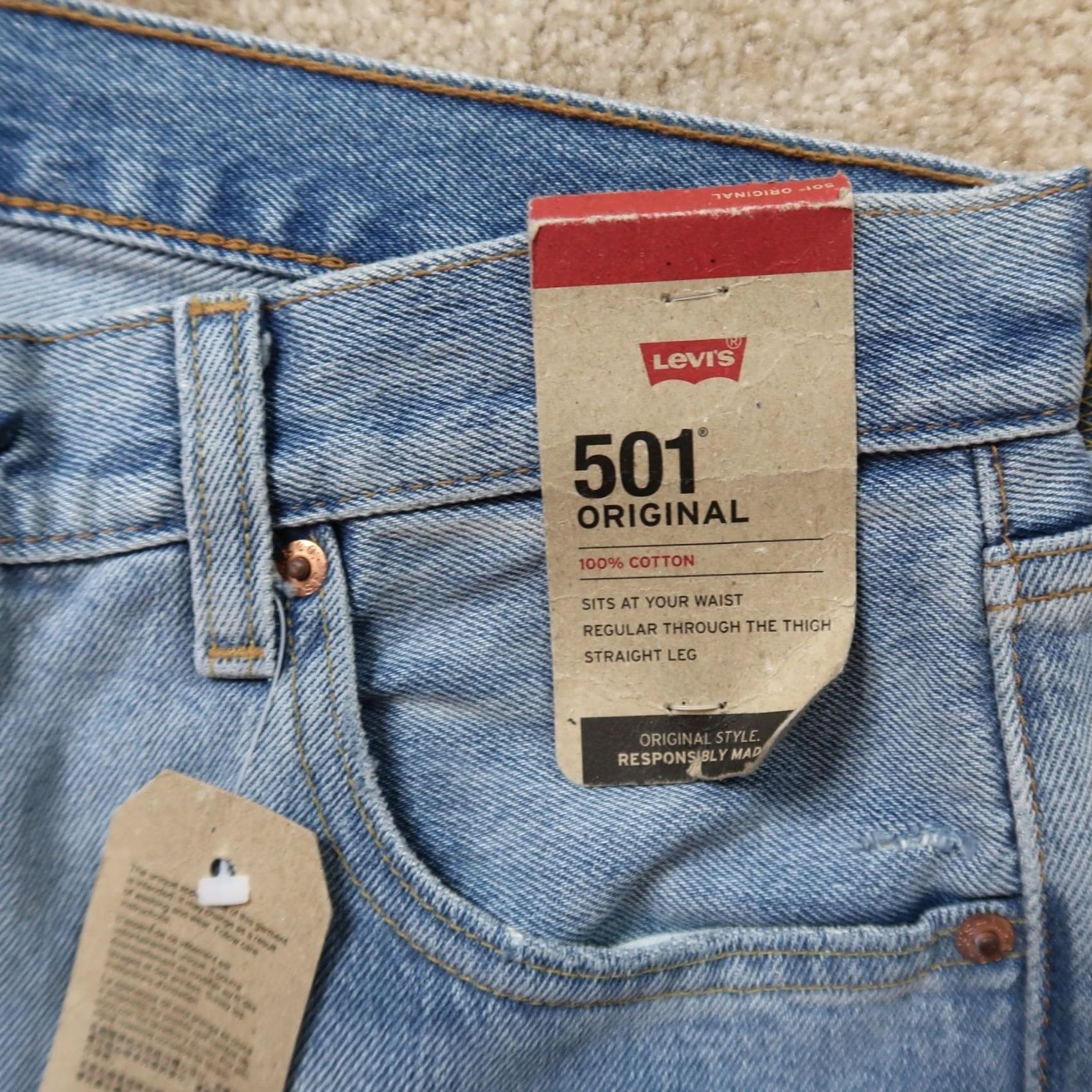 Levi's Levi's 501 Jeans Men's 34x34 Blue Denim Straight Leg Button Fly New Size US 34 / EU 50 - 4 Thumbnail