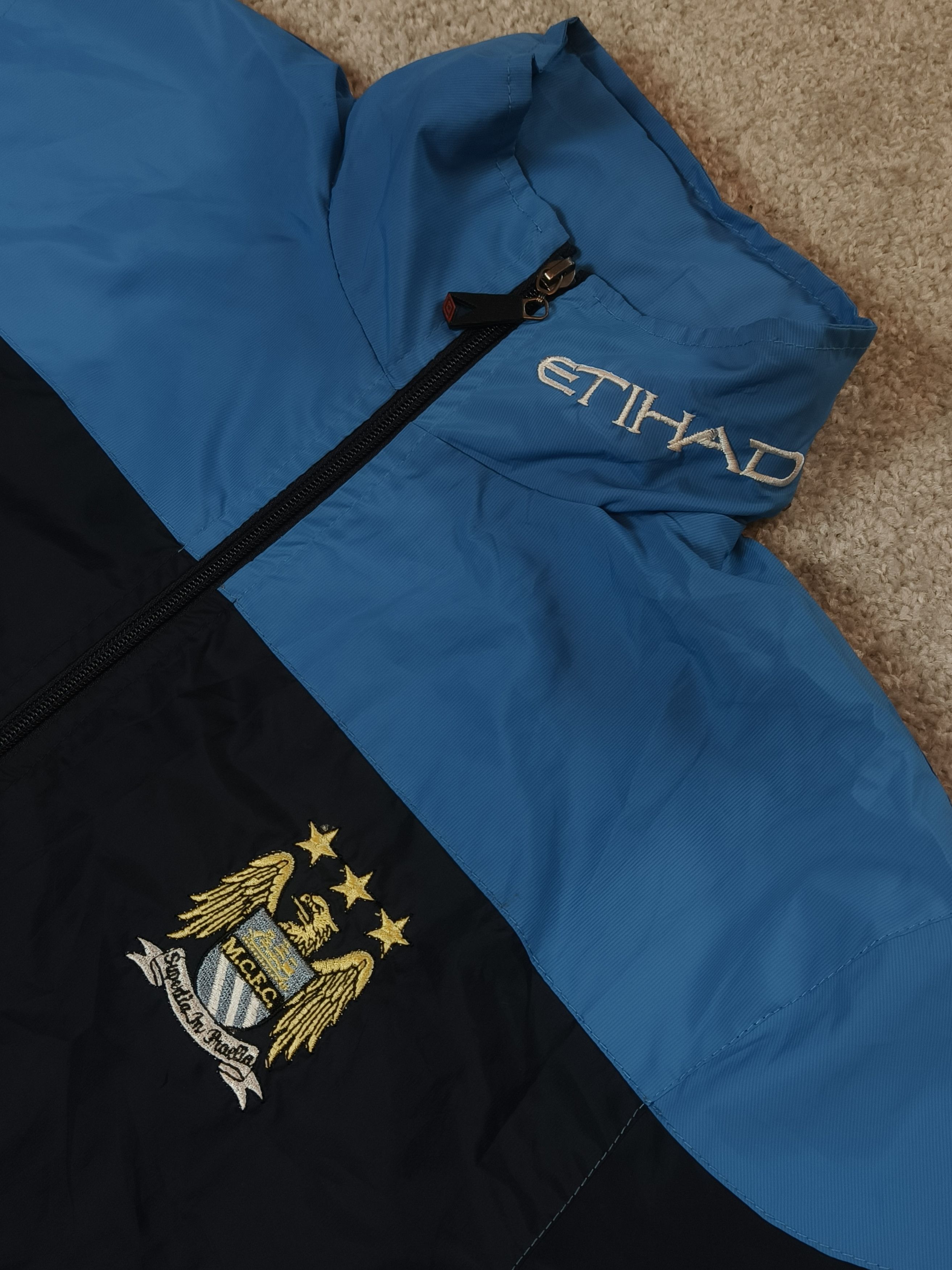Umbro × Vintage Manchester City 2011 - 2012 Training Leisure Football Jacket Size US S / EU 44-46 / 1 - 4 Thumbnail