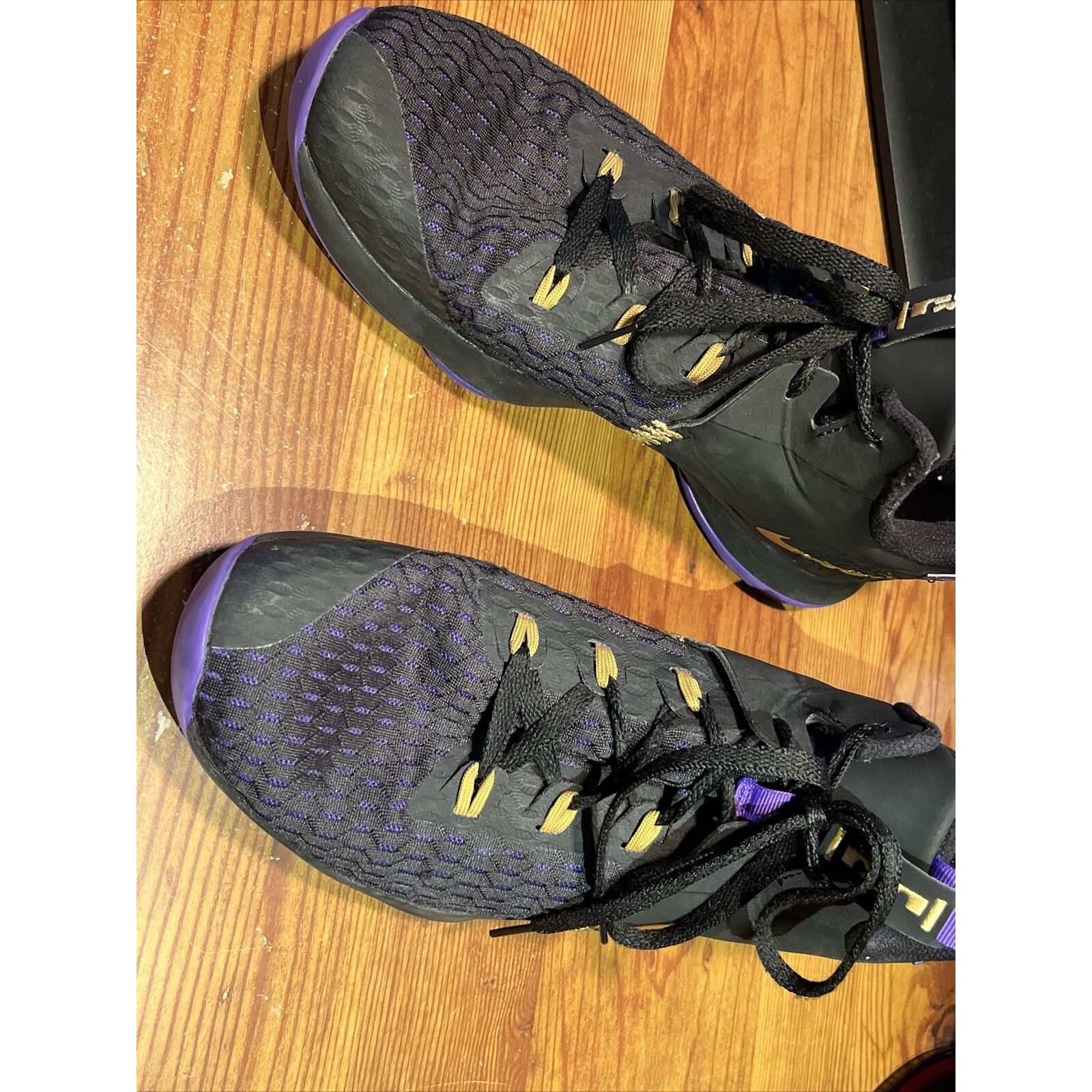 Nike Nike Lebron Witness V 5 Black Purple Gold Size Men's US 12.5 Size US 12.5 / EU 45-46 - 18 Thumbnail