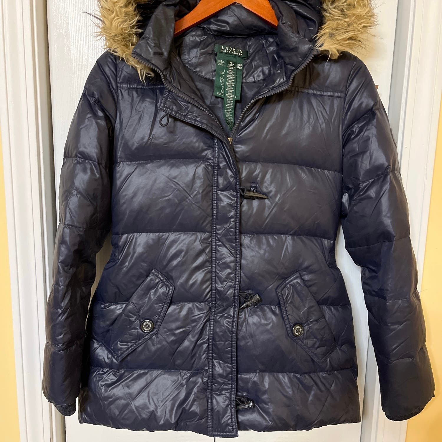 Image of Lauren Ralph Laurent Navy Puffer Jacket With Faux Fur Hood Xs in Blue, Women's