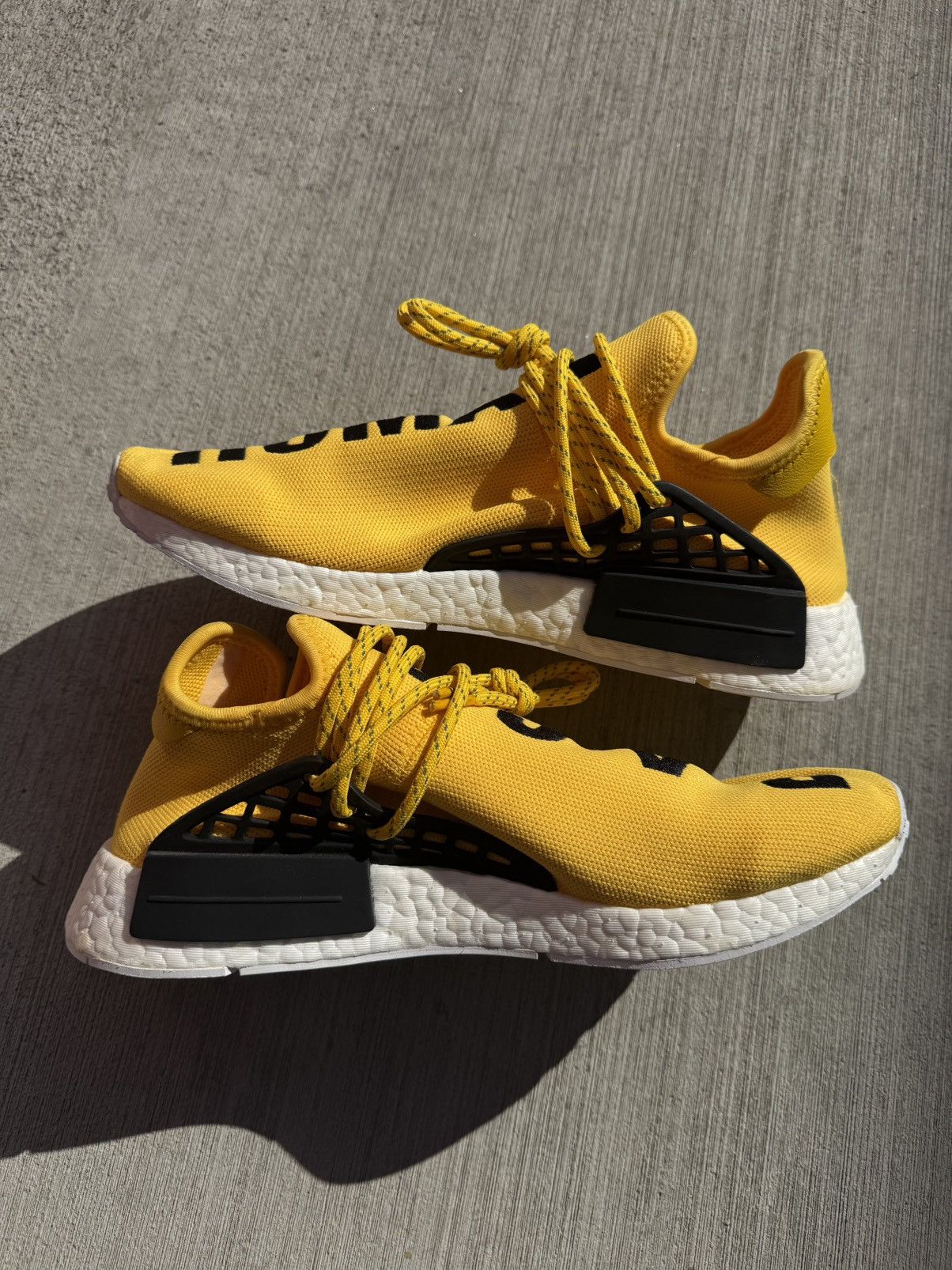 Adidas × Pharrell ADIDAS HUMAN RACE NMD YELLOW OG ORIGINAL SIZE 9.5 CLEAN Size US 9.5 / EU 42-43 - 2 Thumbnail