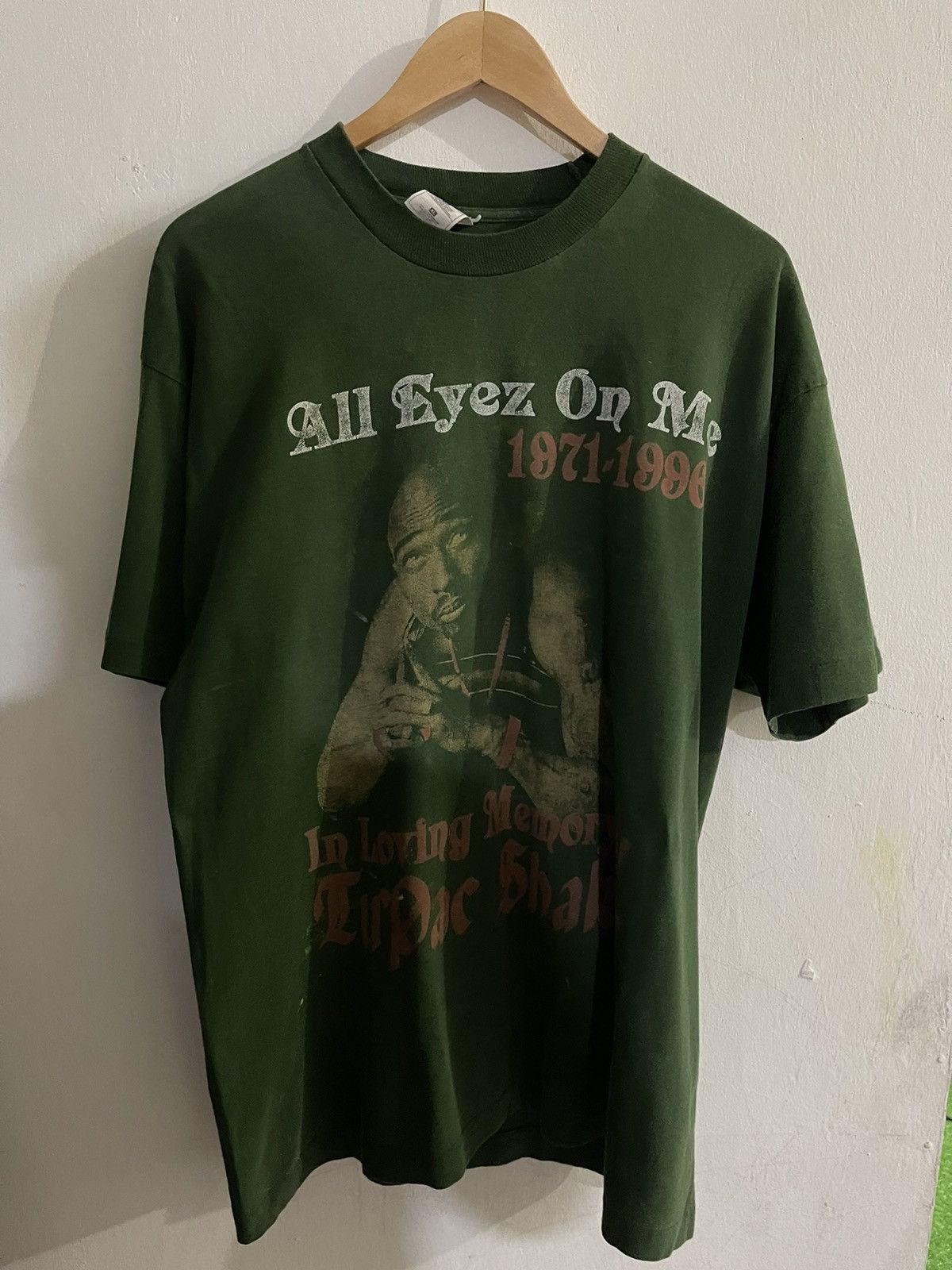 Rap Tees × Vintage 🔥 2 PAC | TUPAC IN LOVING MEMORY #SKU-A418 DP1 Size US XL / EU 56 / 4 - 1 Thumbnail