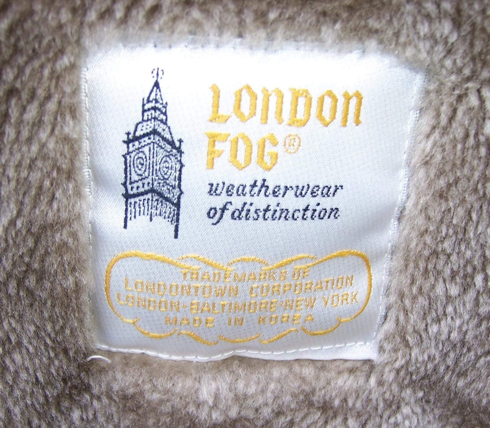 London Fog Vintage London Fog Men's Short Trench/Car Coat - 44R - Lined Size US L / EU 52-54 / 3 - 6 Thumbnail
