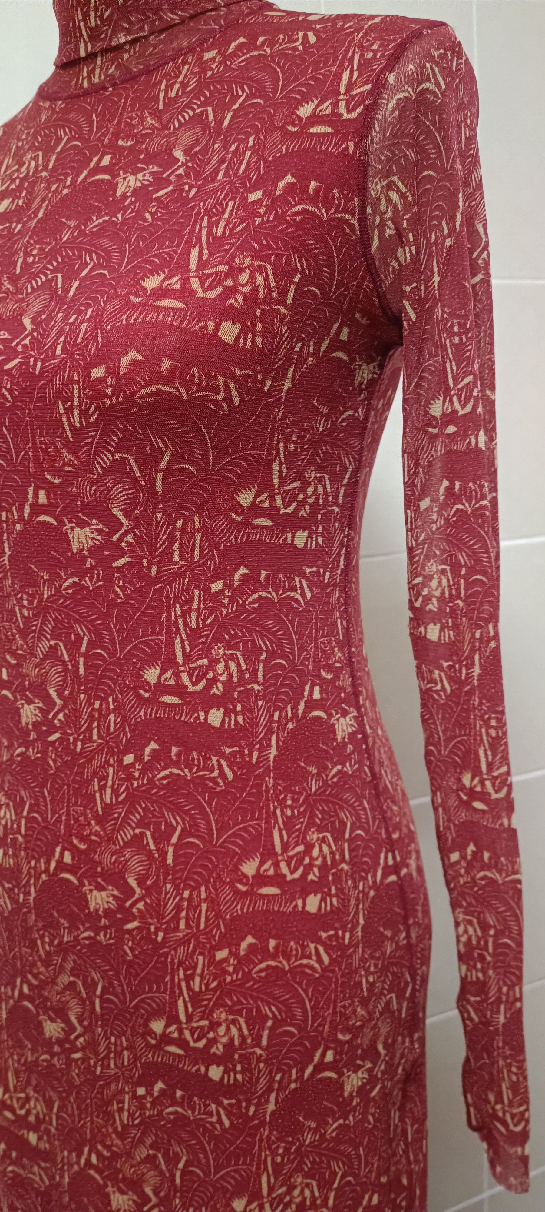 Jean Paul Gaultier Maroon maxi dress with figures in cream tones. Size M / US 6-8 / IT 42-44 - 3 Thumbnail