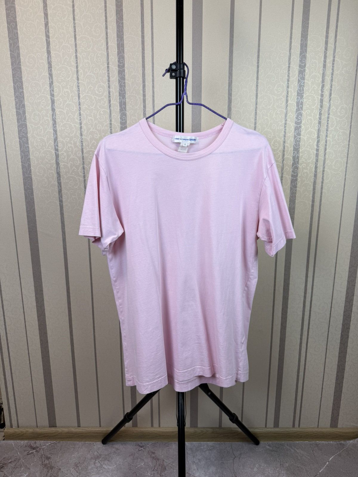 Comme des Garcons Comme Des Garcons SHIRT Logo Front Pink Tee T-shirt Size US M / EU 48-50 / 2 - 2 Thumbnail