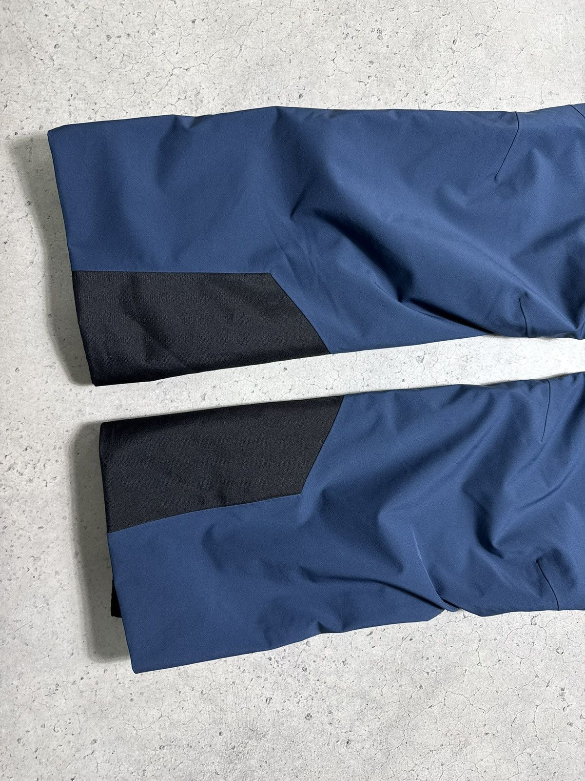 Peak Performance Peak Performance Ski Outdoor Pants Size XL Blue New Size US 36 / EU 52 - 2 Thumbnail