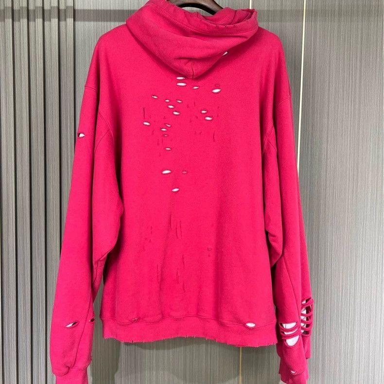 Balenciaga Balenciaga Distressed Lettered Hoodie in Pink Size US XS / EU 42 / 0 - 2 Thumbnail