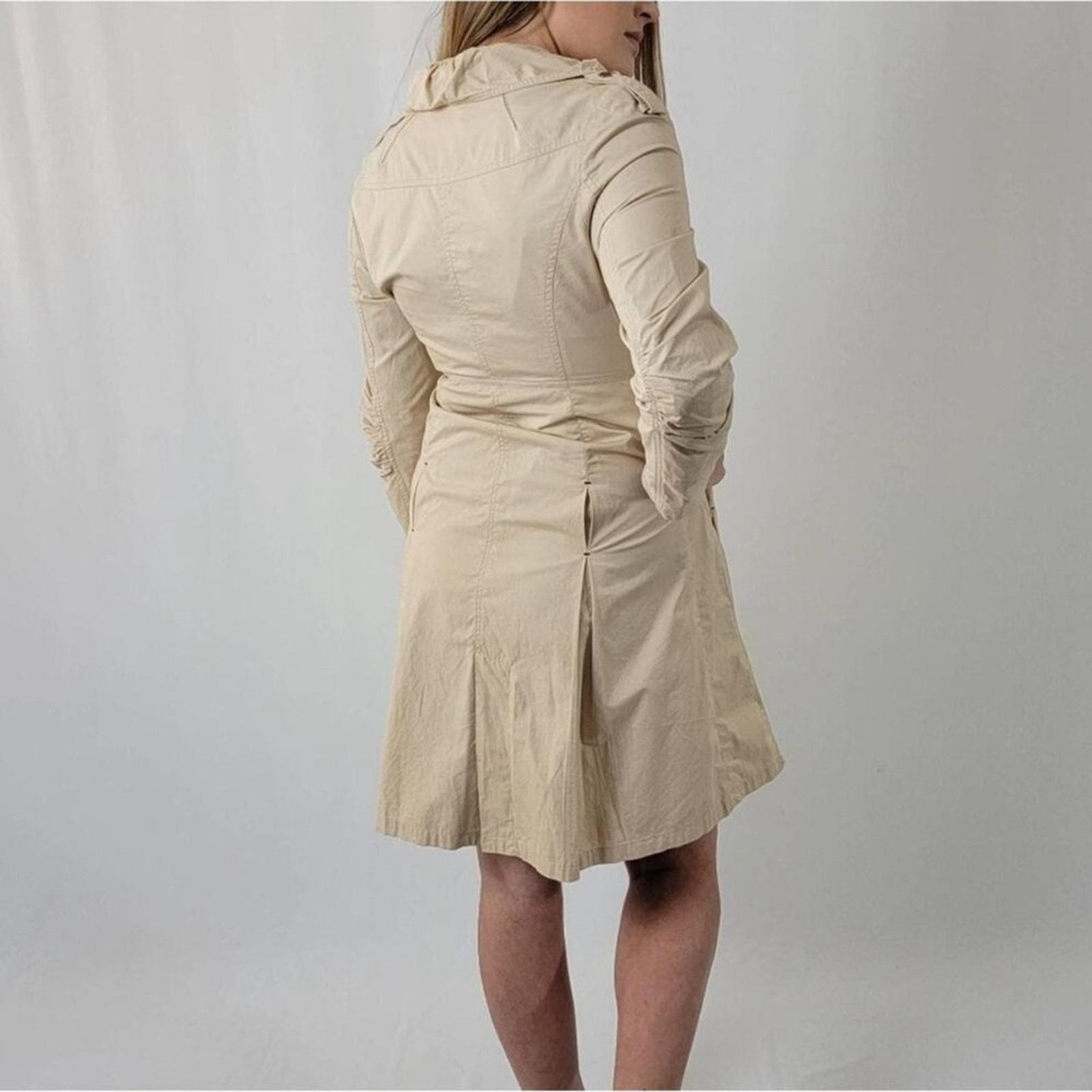Miu Miu Miu Miu Romantic Days Trench Coat Size M / US 6-8 / IT 42-44 - 12 Thumbnail