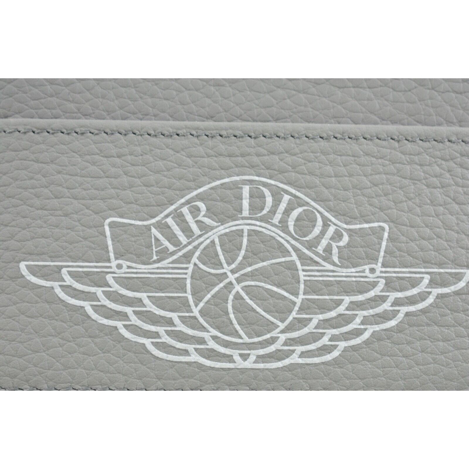 Dior Air Dior Jordaan White Logo Credit Card Holder Case Wallet Size ONE SIZE - 7 Thumbnail