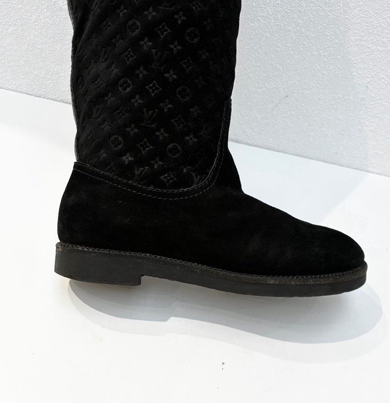 Louis Vuitton Louis Vuitton Snowball line boots in black Size US 6 / IT 36 - 9 Thumbnail