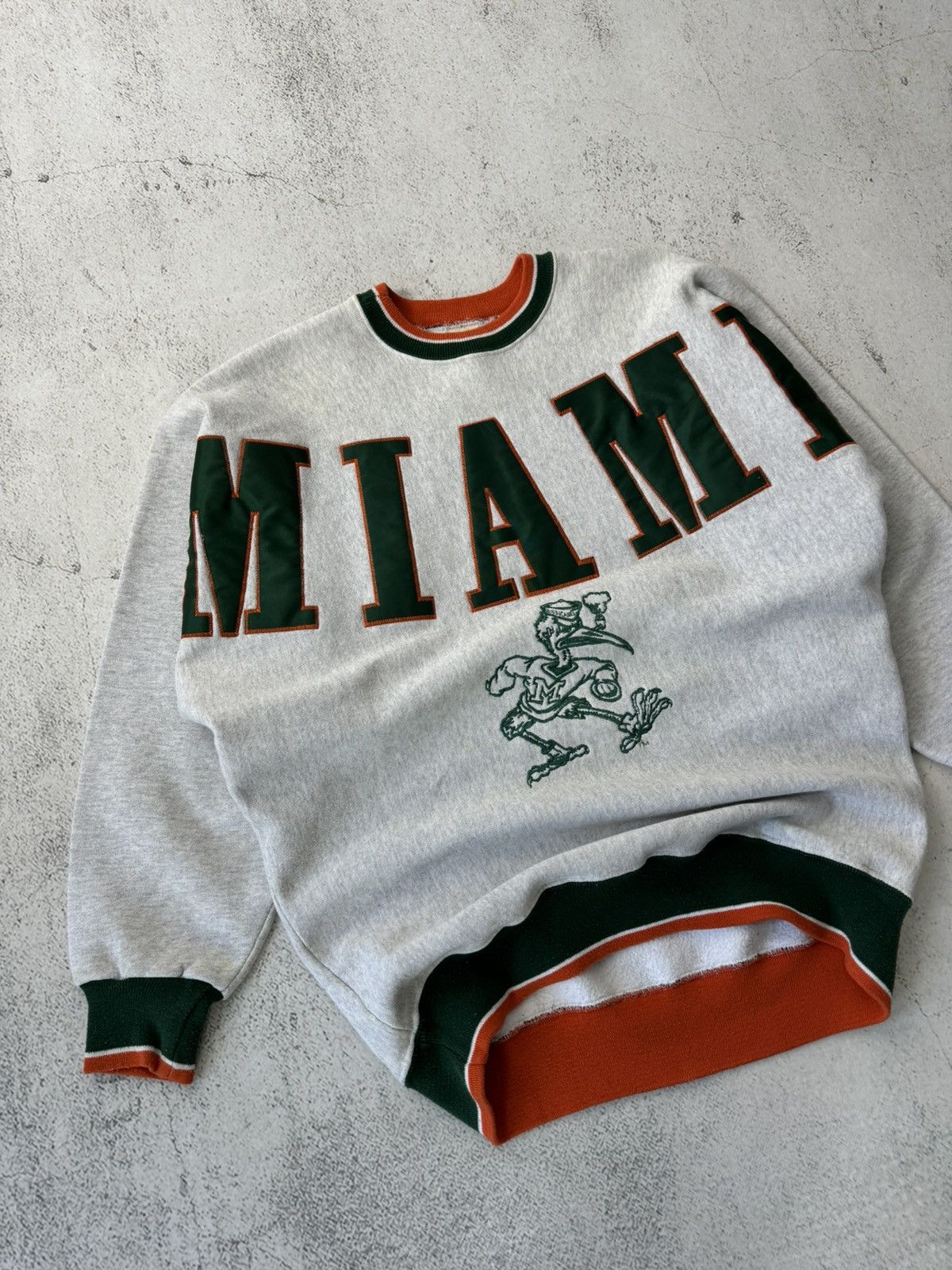 Vintage Legends USA Vintage Miami Hurricanes Sweatshirt Size US M / EU 48-50 / 2 - 6 Thumbnail