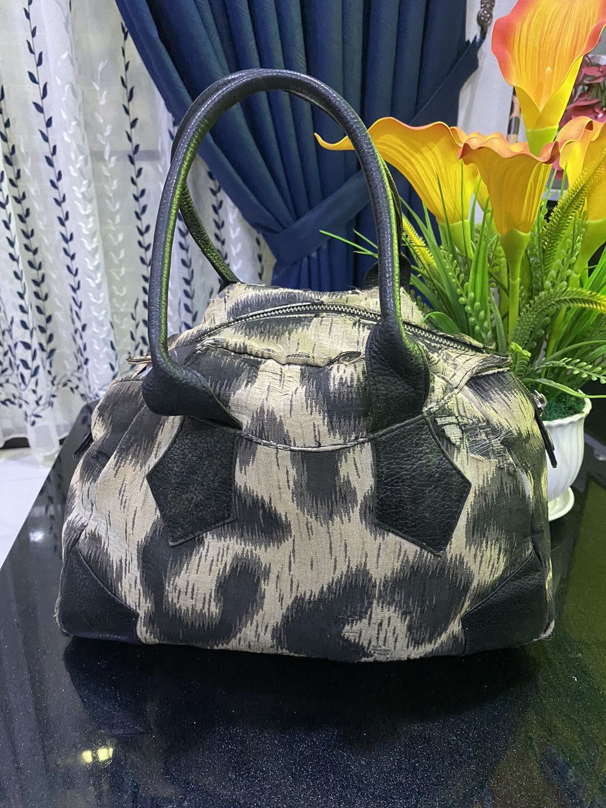 Vintage × Vivienne Westwood Vivienne Westwood Leopard Handbag Size ONE SIZE - 4 Thumbnail