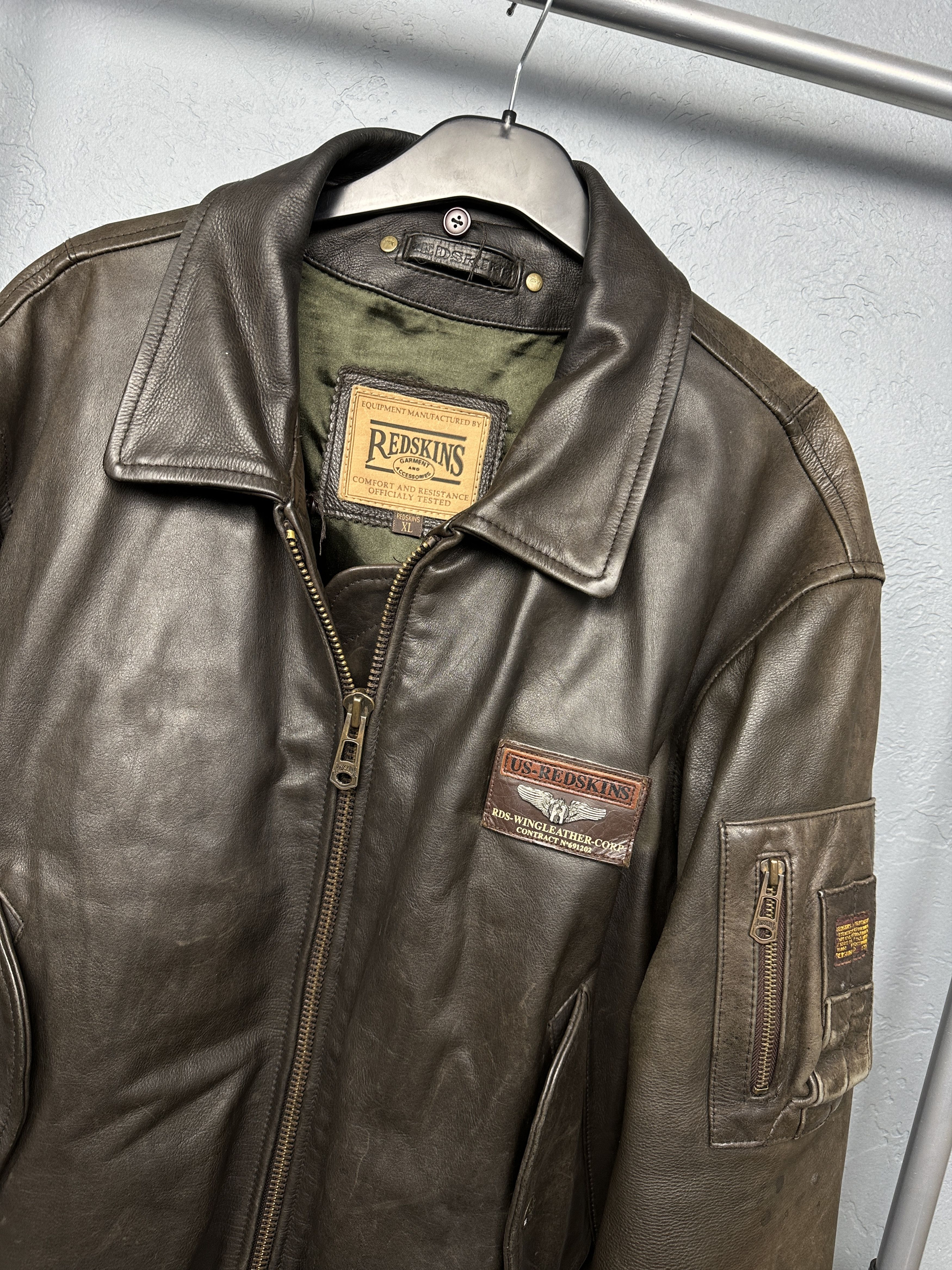 Genuine Leather Redskins Vintage Mens Leather Bomber Jacket Size US XL / EU 56 / 4 - 2 Thumbnail
