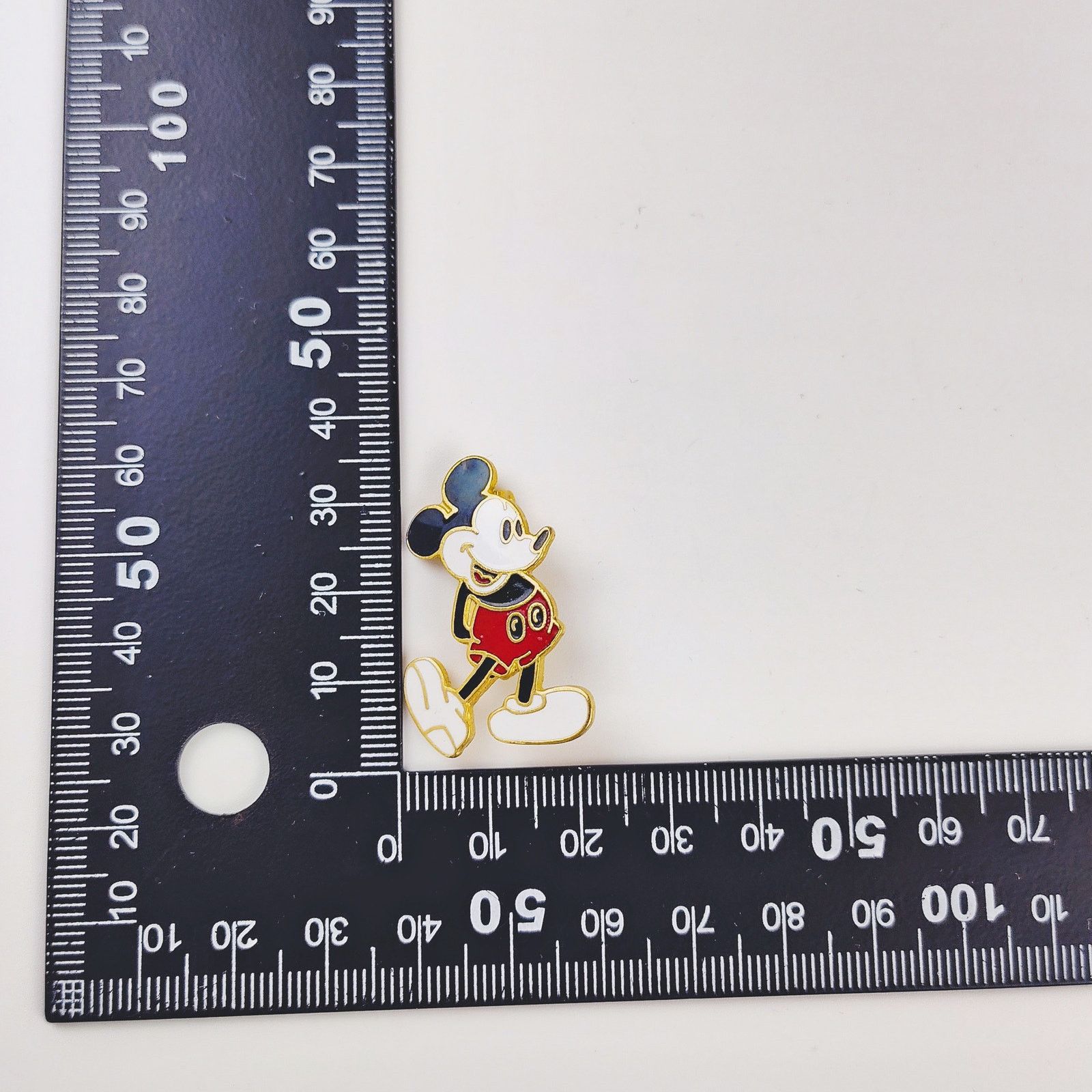 Disney Vintage Disney Mickey Mouse Enamel Brooch Gold-Toned Taiwan Size ONE SIZE - 7 Thumbnail