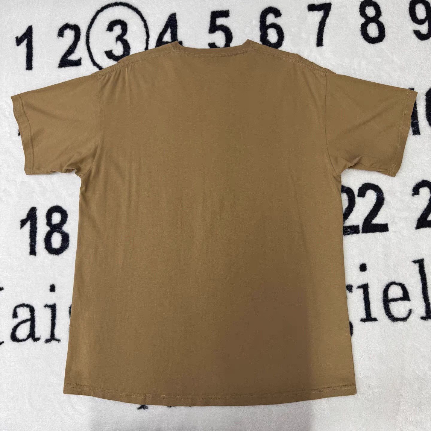 Balenciaga Balenciaga Khaki Black Logo Print Short Sleeve Tee Q10 Size US M / EU 48-50 / 2 - 4 Thumbnail
