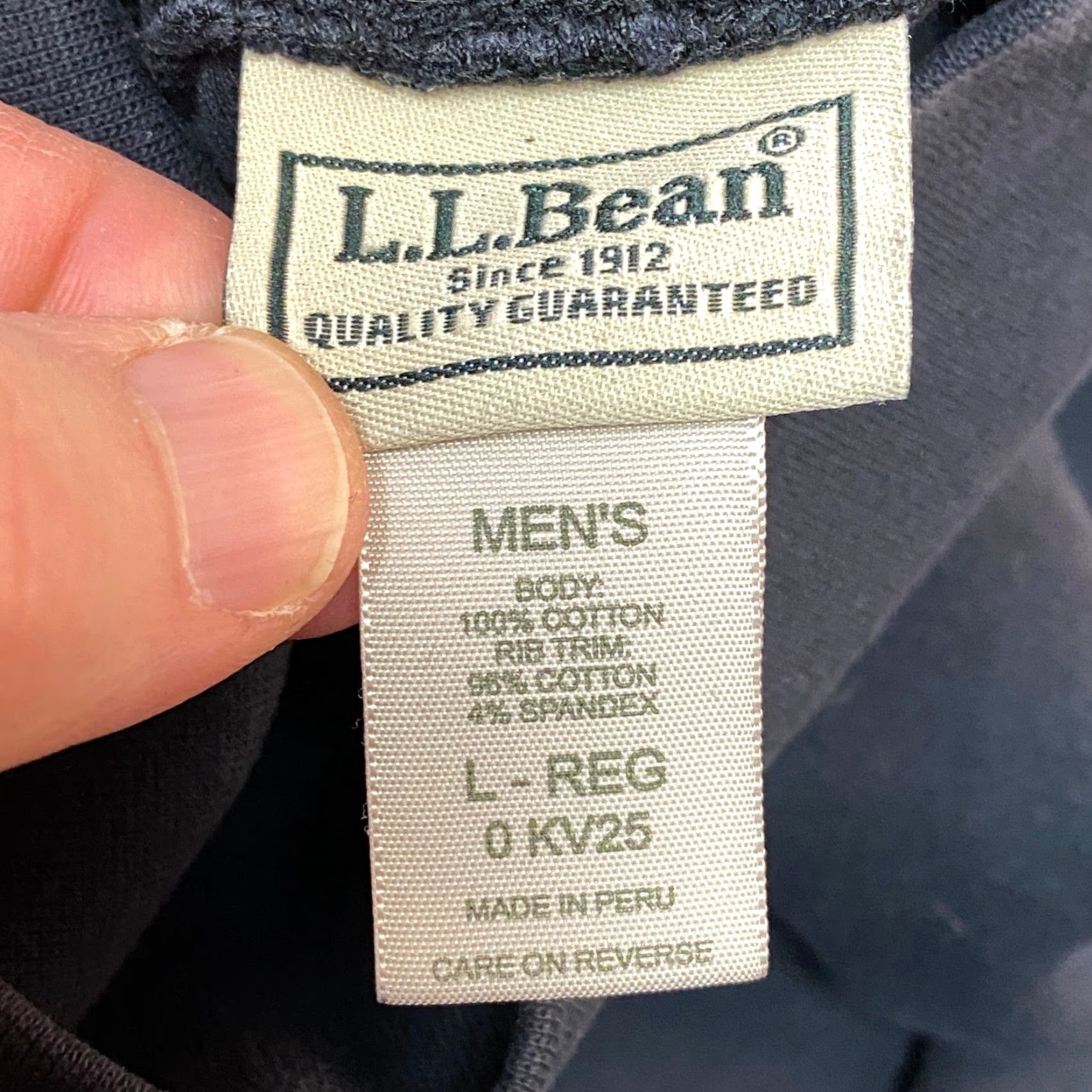 Vintage LL Bean Mens Black Cotton Turtleneck Long Sleeve Shirt Large L REG Size US L / EU 52-54 / 3 - 3 Thumbnail